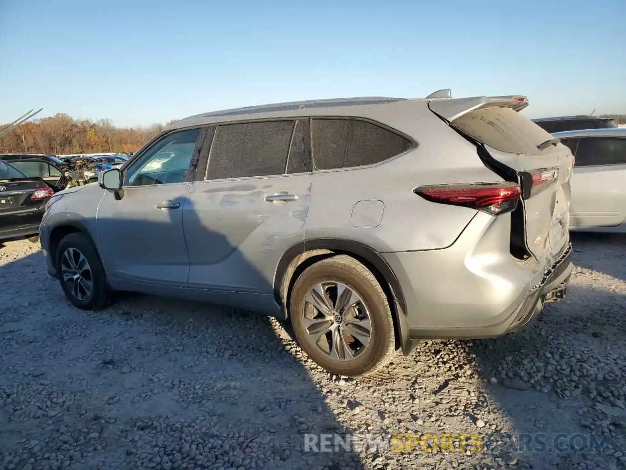 2 Photograph of a damaged car 5TDHZRAH9MS077339 TOYOTA HIGHLANDER 2021