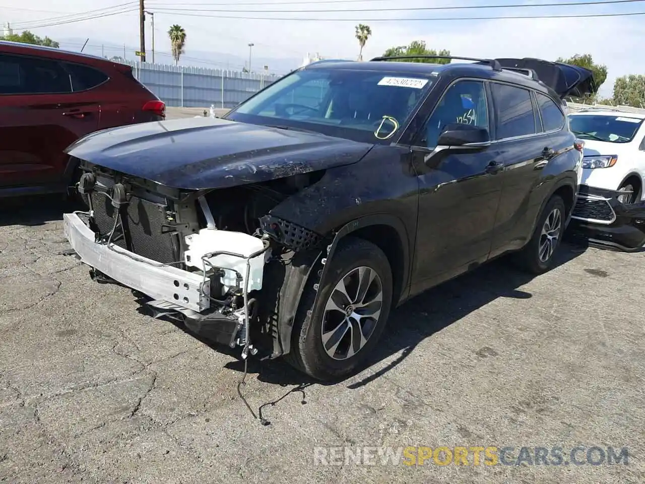 2 Photograph of a damaged car 5TDHZRAHXMS051509 TOYOTA HIGHLANDER 2021