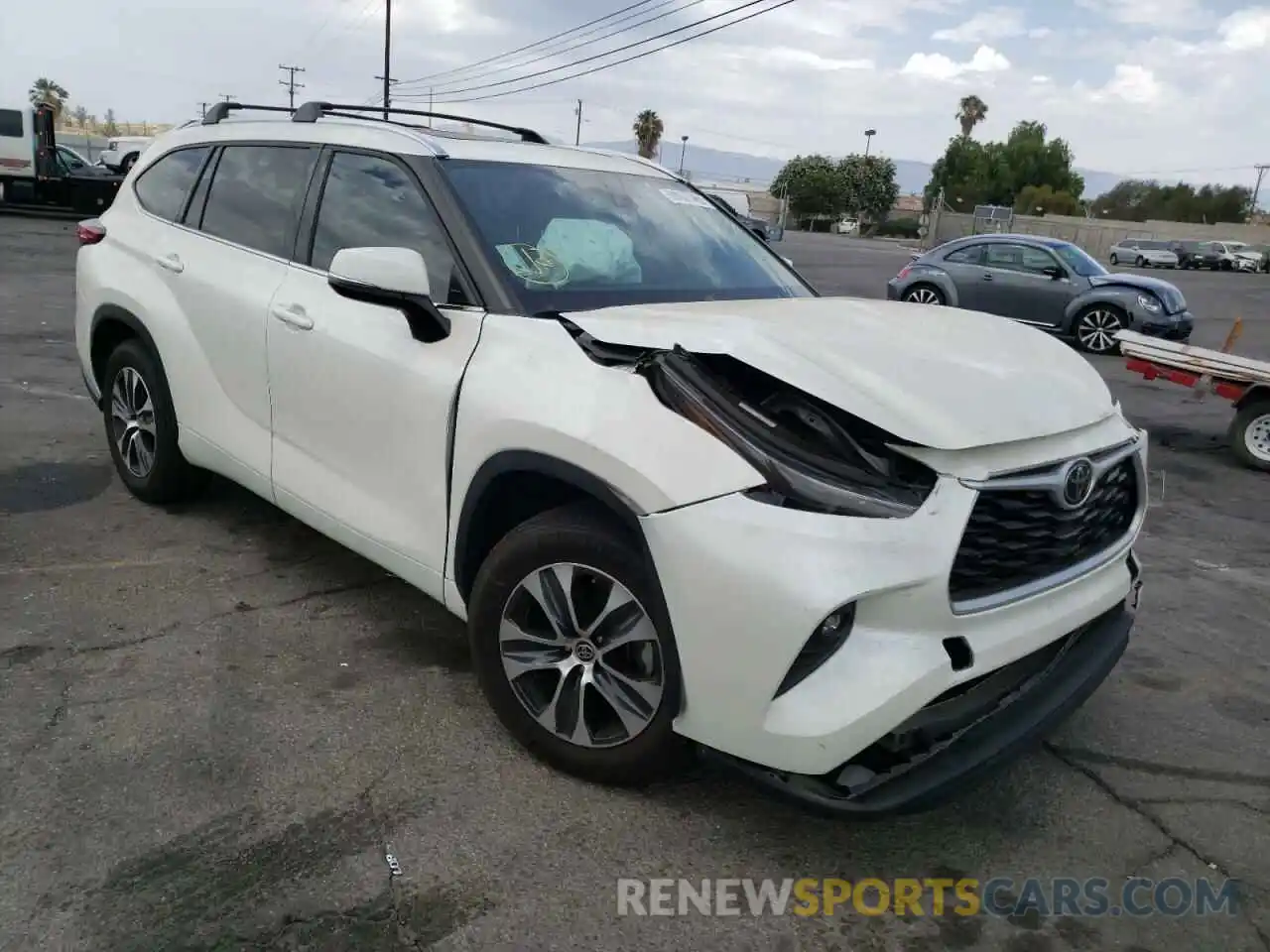 1 Photograph of a damaged car 5TDHZRAHXMS520713 TOYOTA HIGHLANDER 2021