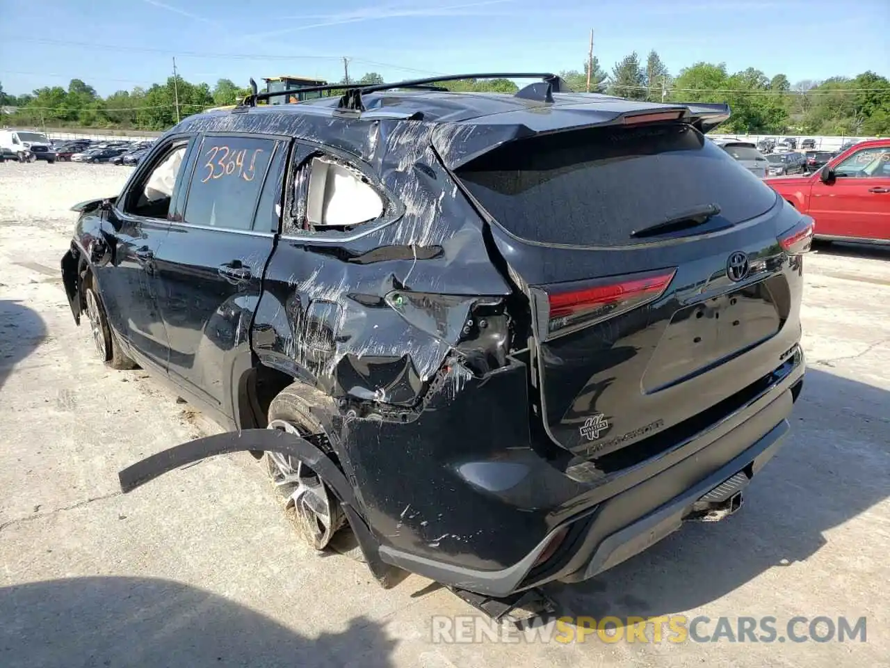 3 Photograph of a damaged car 5TDHZRBH0MS081598 TOYOTA HIGHLANDER 2021