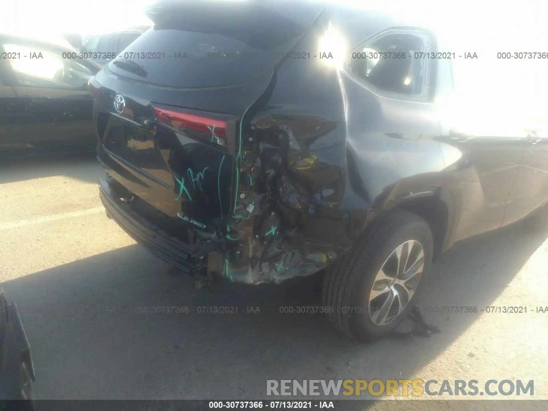 6 Photograph of a damaged car 5TDHZRBH0MS084744 TOYOTA HIGHLANDER 2021