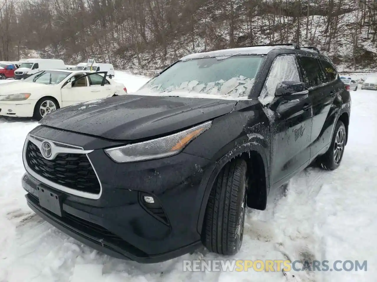 2 Photograph of a damaged car 5TDHZRBH0MS544503 TOYOTA HIGHLANDER 2021