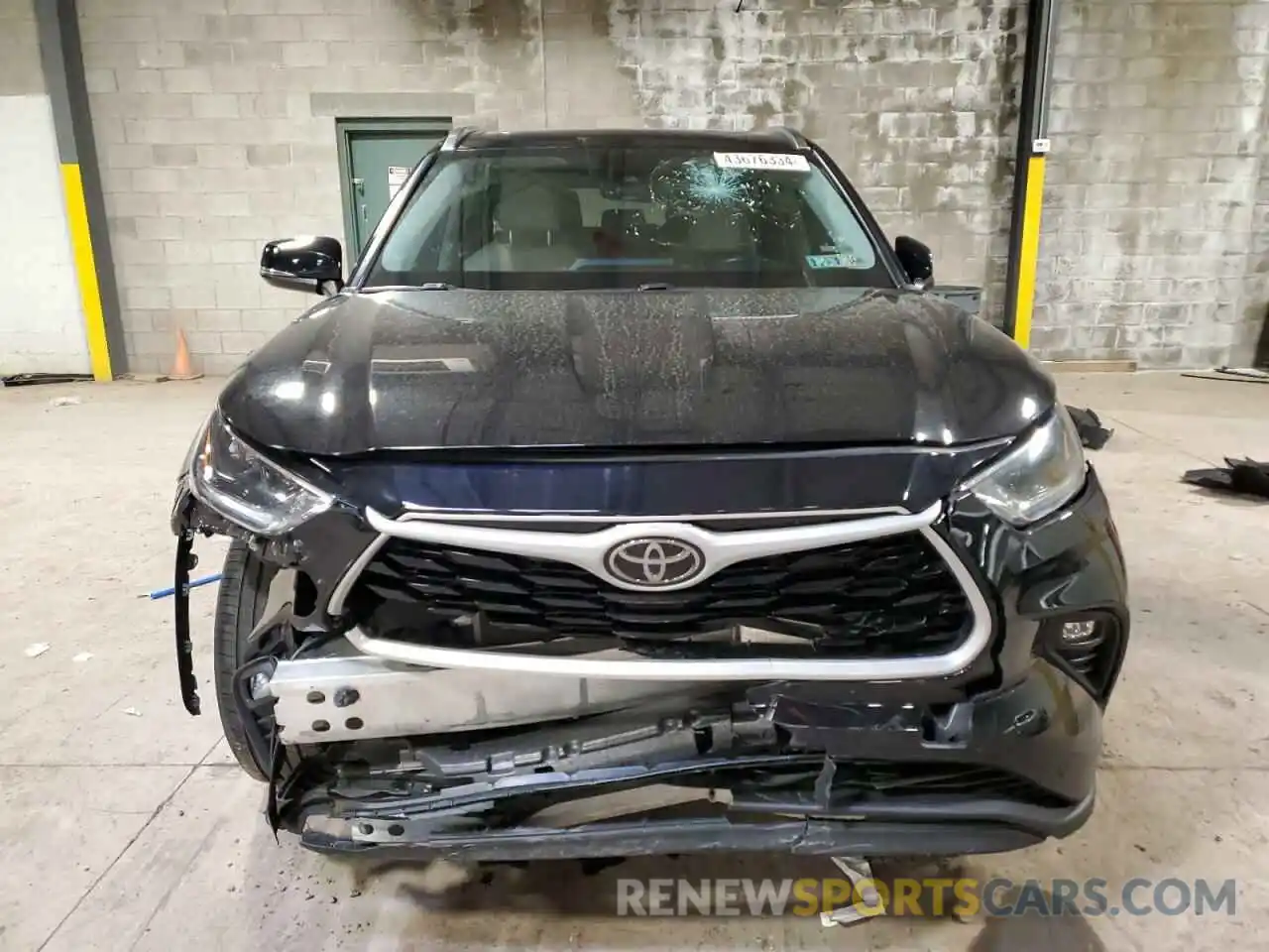 5 Photograph of a damaged car 5TDHZRBH1MS085739 TOYOTA HIGHLANDER 2021