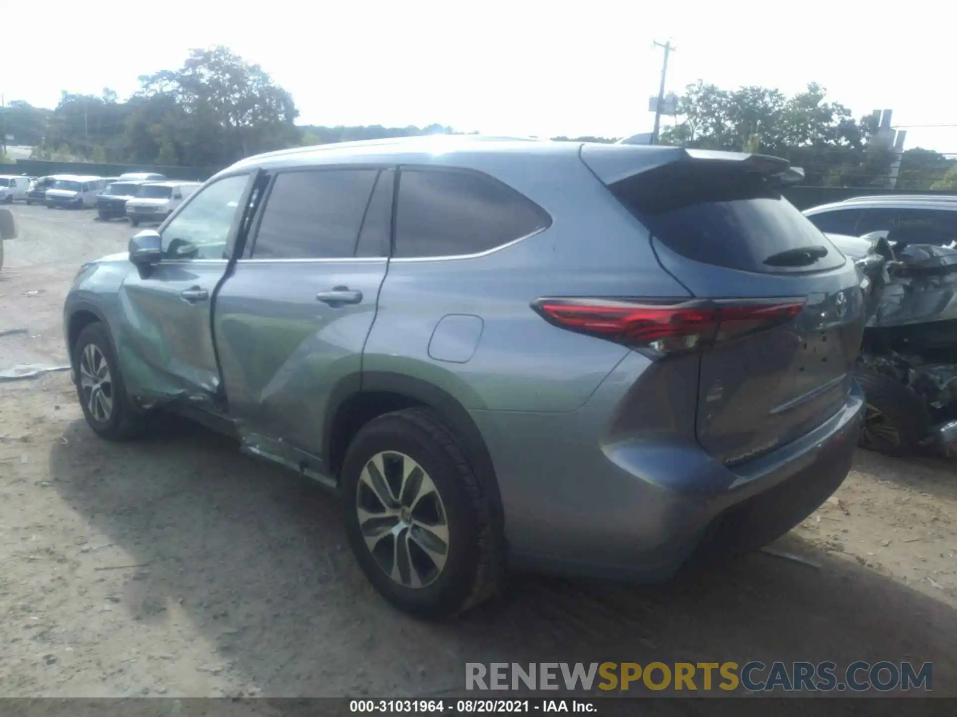 3 Photograph of a damaged car 5TDHZRBH1MS096207 TOYOTA HIGHLANDER 2021