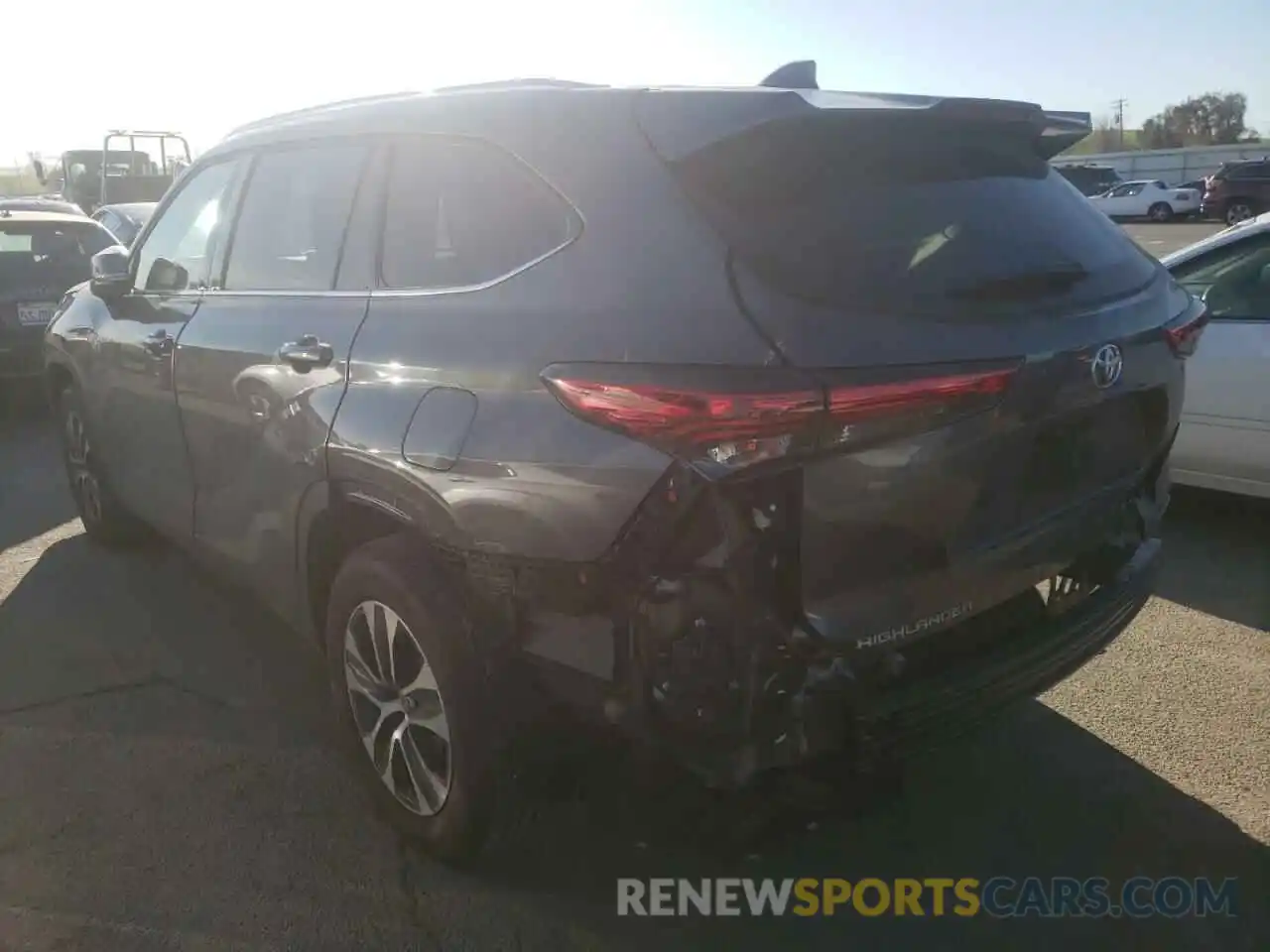 3 Photograph of a damaged car 5TDHZRBH1MS159239 TOYOTA HIGHLANDER 2021