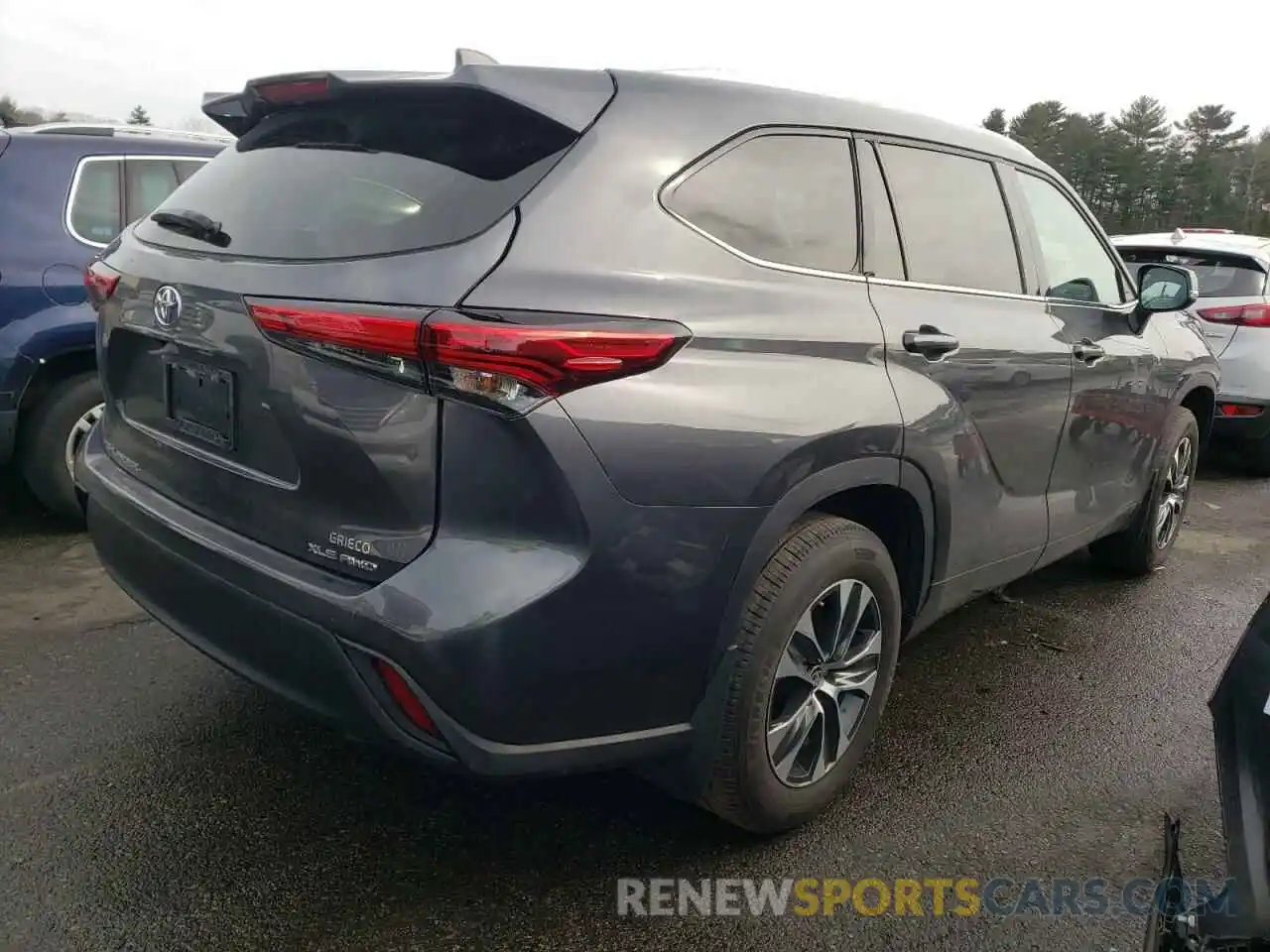 4 Photograph of a damaged car 5TDHZRBH1MS523661 TOYOTA HIGHLANDER 2021