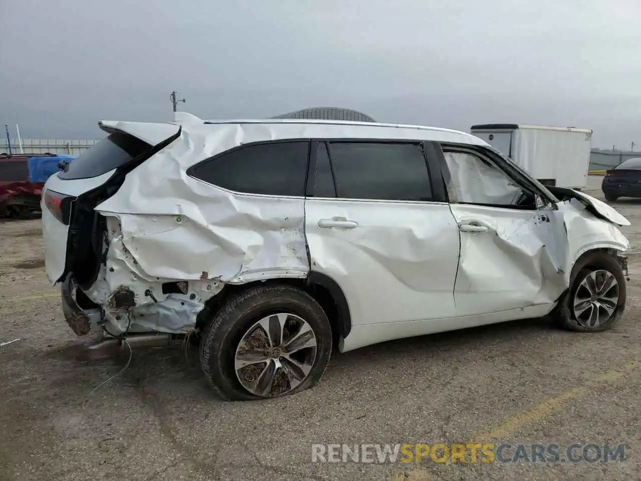 3 Photograph of a damaged car 5TDHZRBH1MS543280 TOYOTA HIGHLANDER 2021