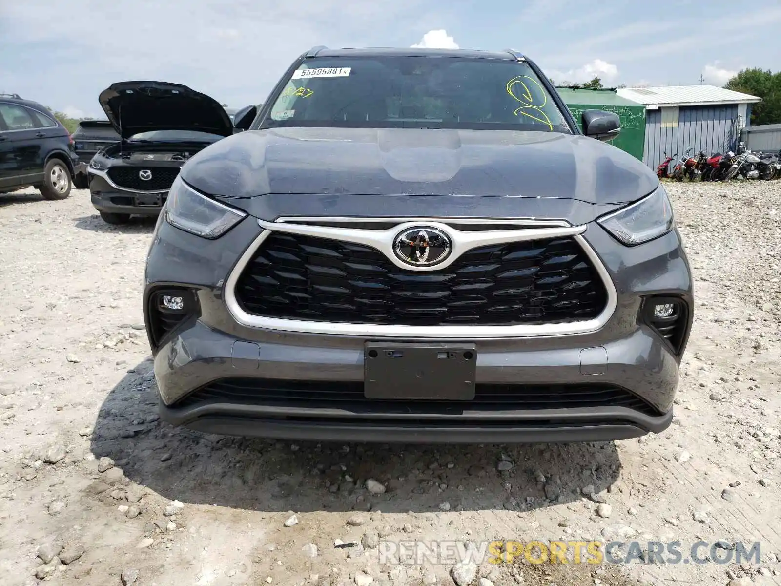 9 Photograph of a damaged car 5TDHZRBH1MS543540 TOYOTA HIGHLANDER 2021