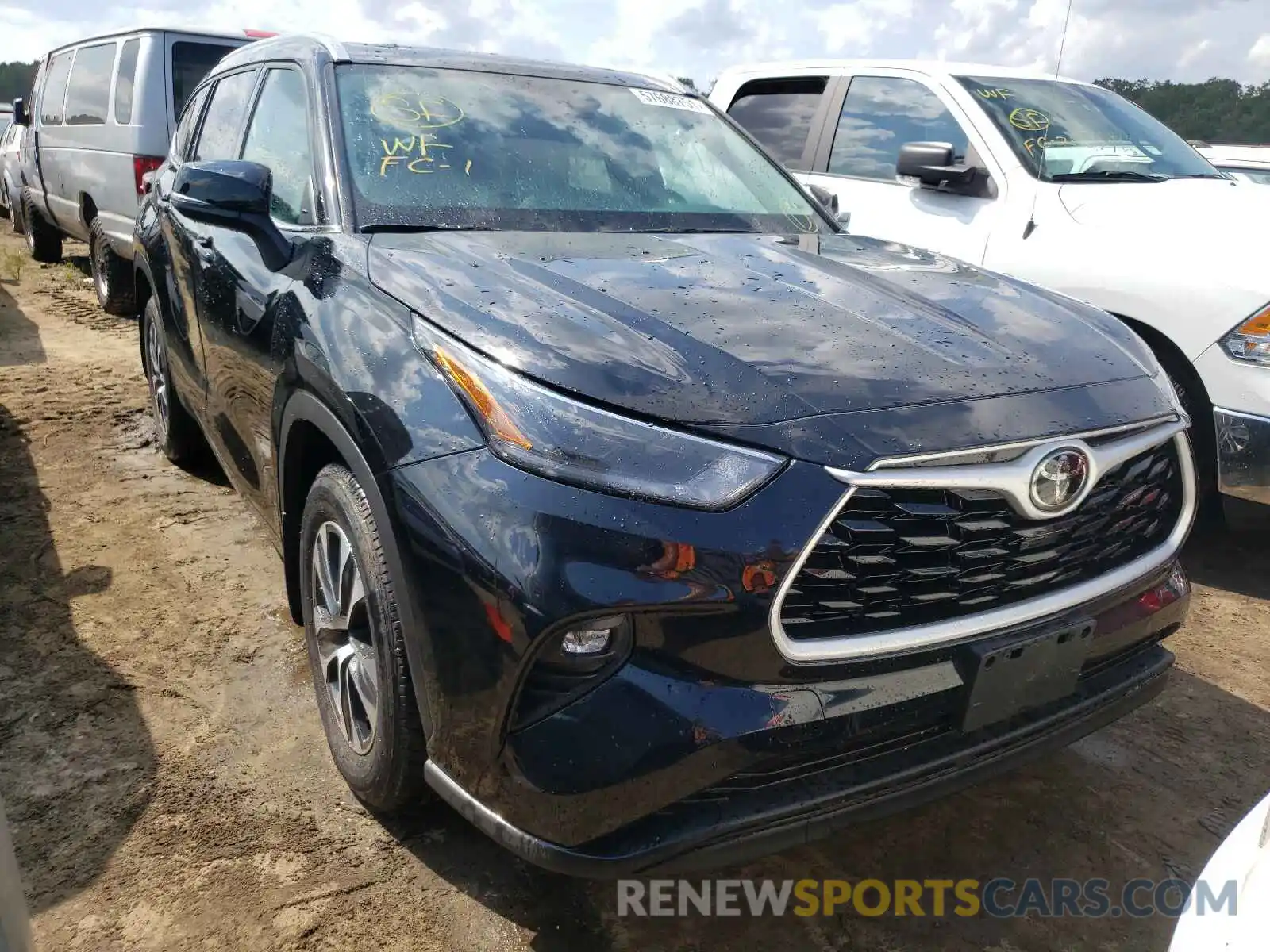 1 Photograph of a damaged car 5TDHZRBH2MS070800 TOYOTA HIGHLANDER 2021