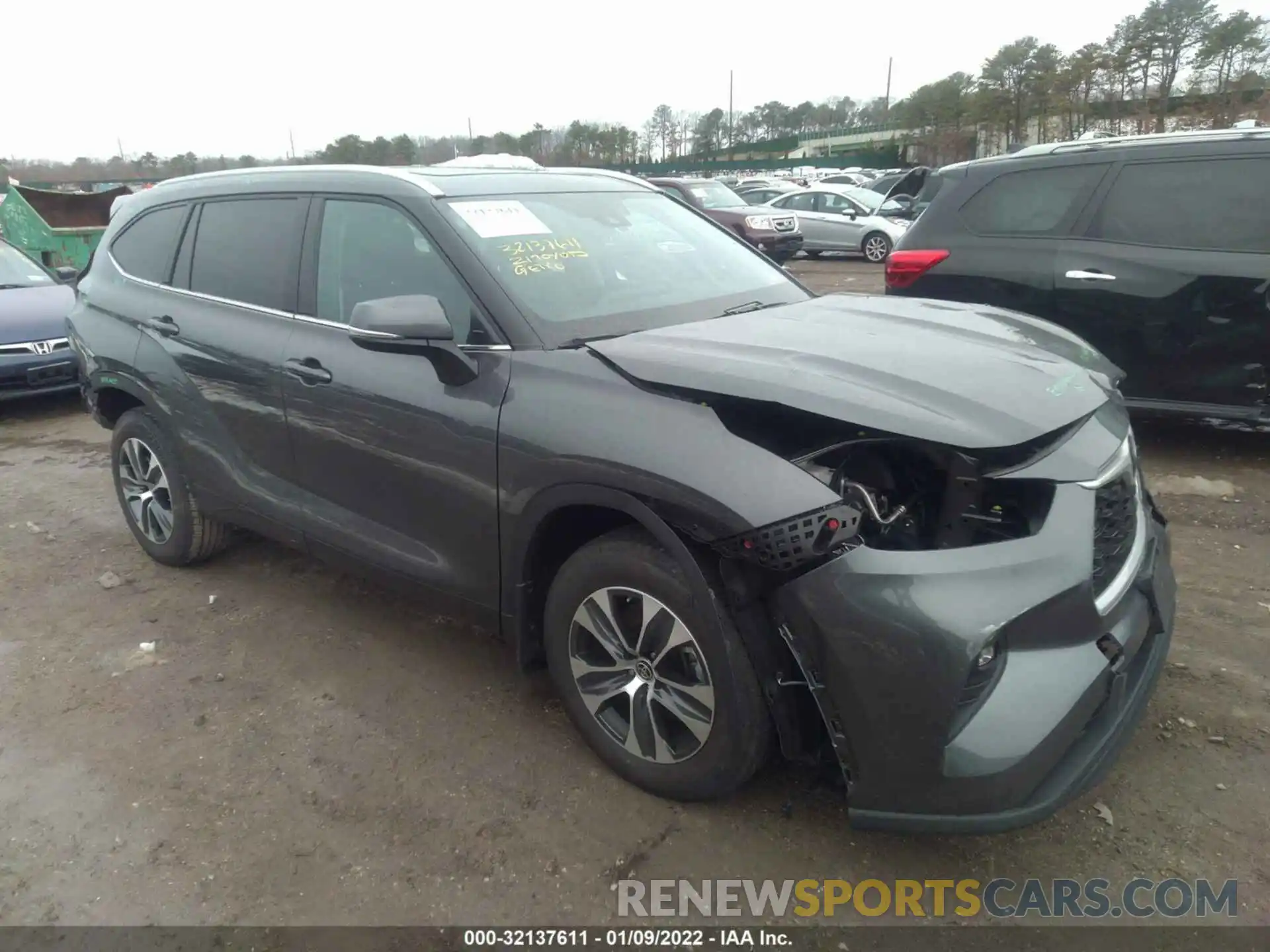 1 Photograph of a damaged car 5TDHZRBH3MS151353 TOYOTA HIGHLANDER 2021