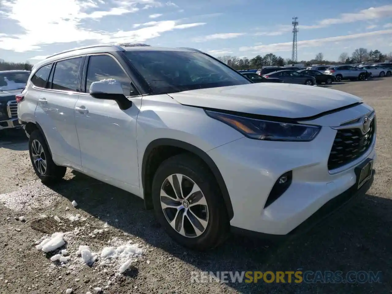 1 Photograph of a damaged car 5TDHZRBH3MS523564 TOYOTA HIGHLANDER 2021