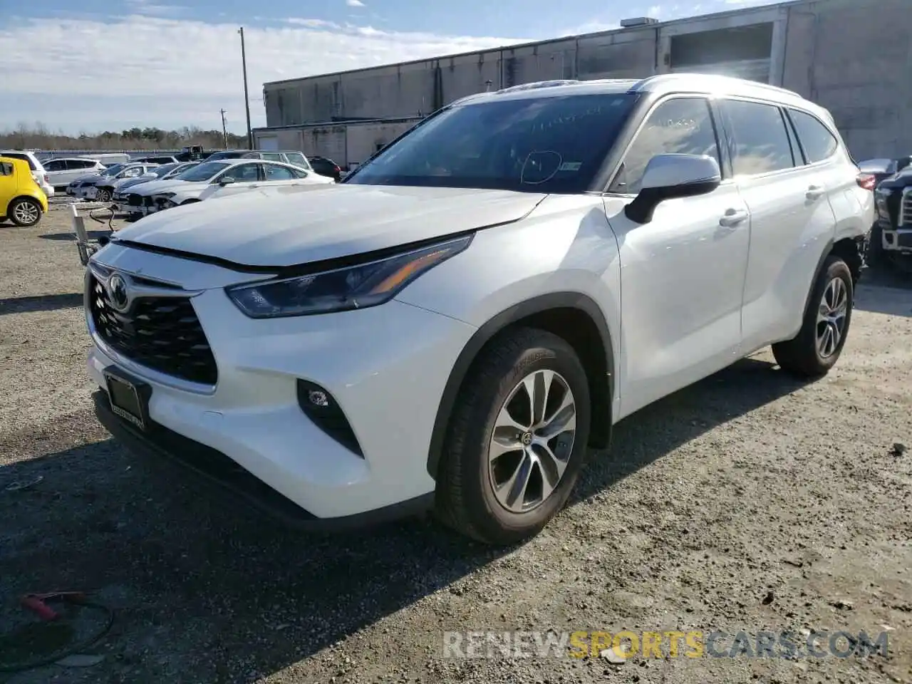 2 Photograph of a damaged car 5TDHZRBH3MS523564 TOYOTA HIGHLANDER 2021