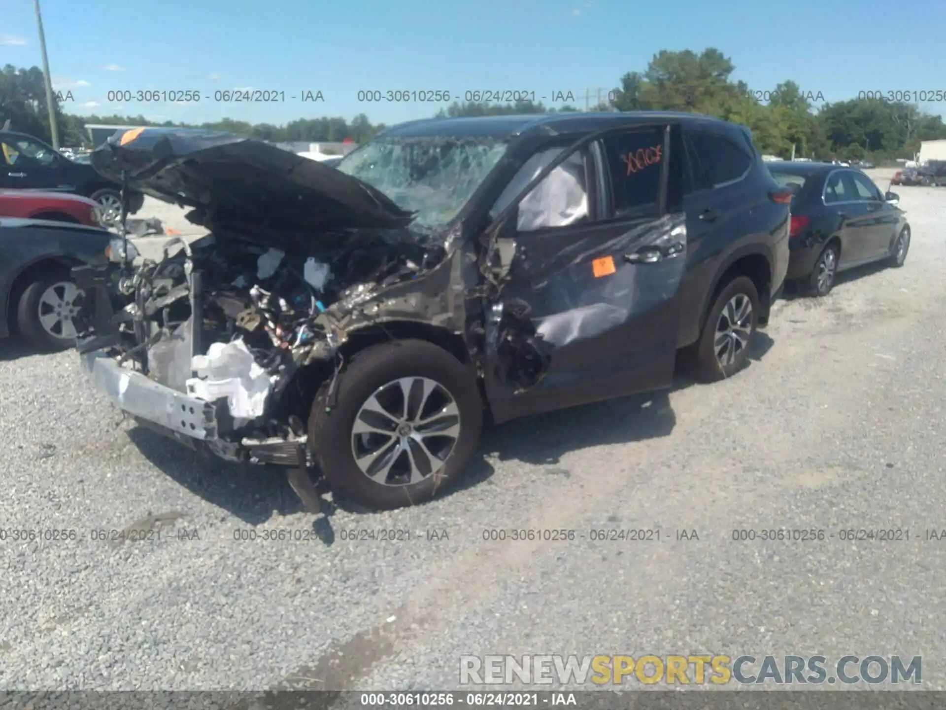 2 Photograph of a damaged car 5TDHZRBH4MS058583 TOYOTA HIGHLANDER 2021