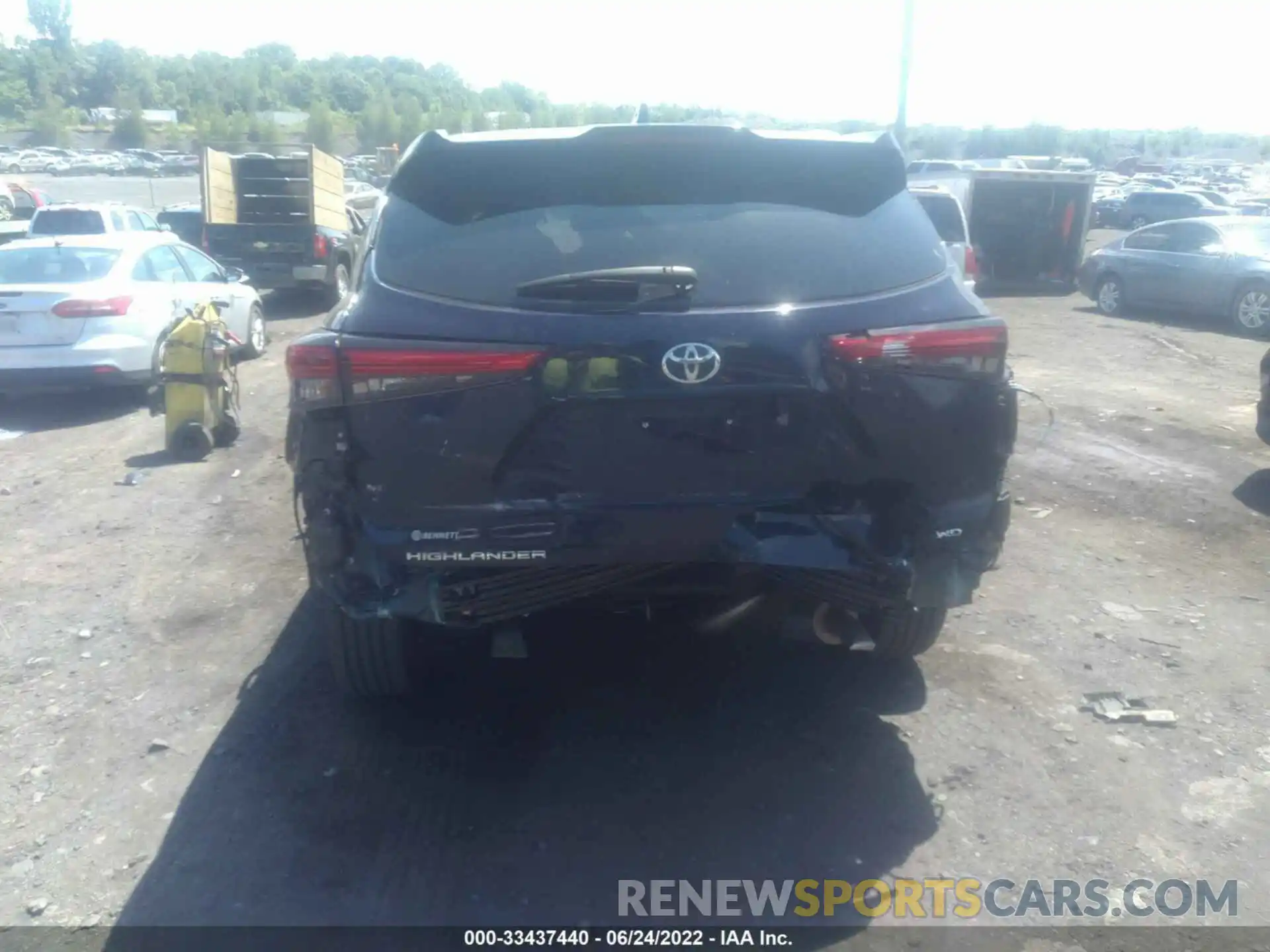 6 Photograph of a damaged car 5TDHZRBH5MS109749 TOYOTA HIGHLANDER 2021