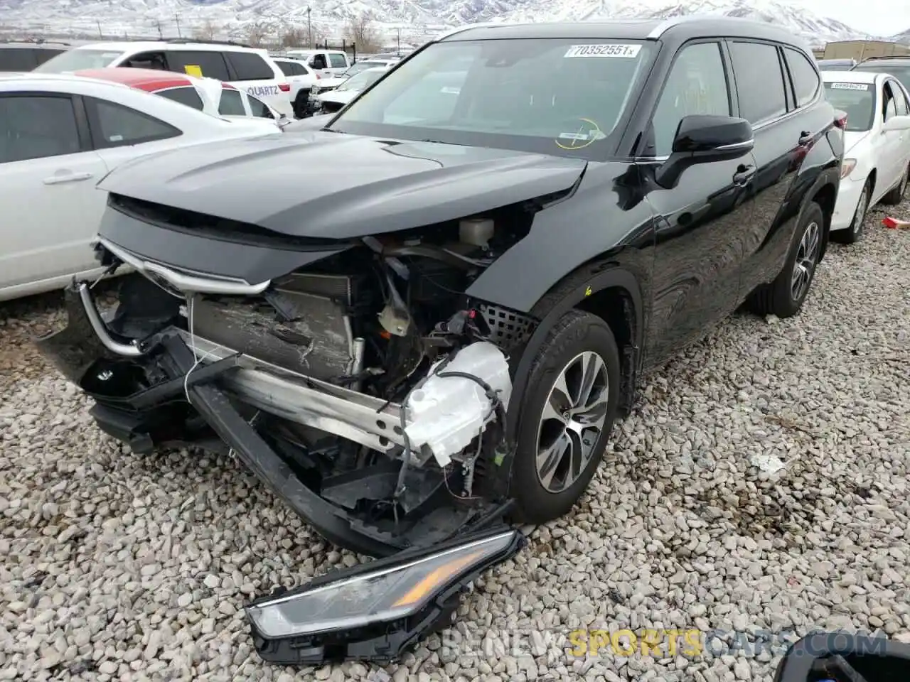 2 Photograph of a damaged car 5TDHZRBH5MS543167 TOYOTA HIGHLANDER 2021