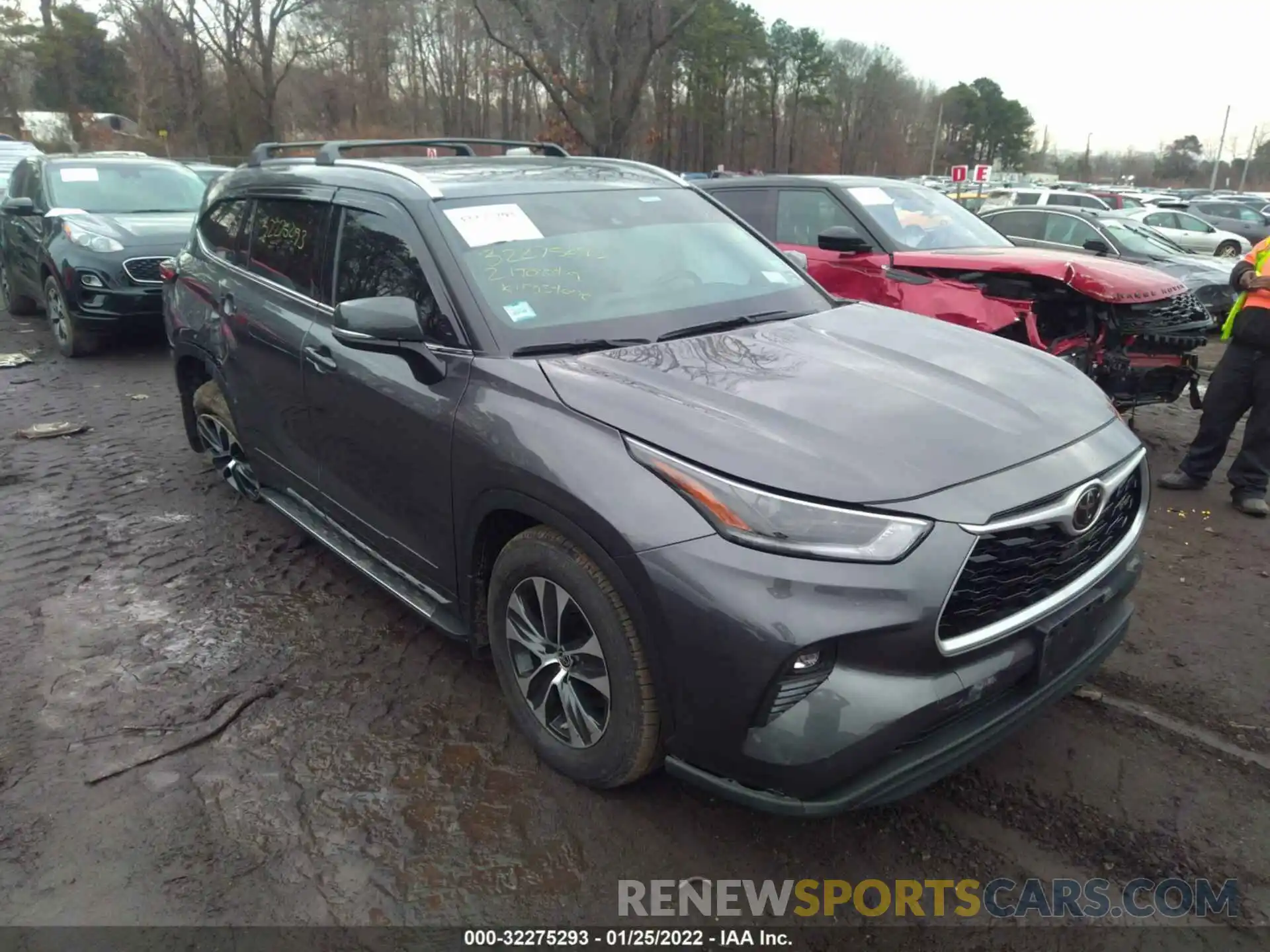 1 Photograph of a damaged car 5TDHZRBH5MS543816 TOYOTA HIGHLANDER 2021