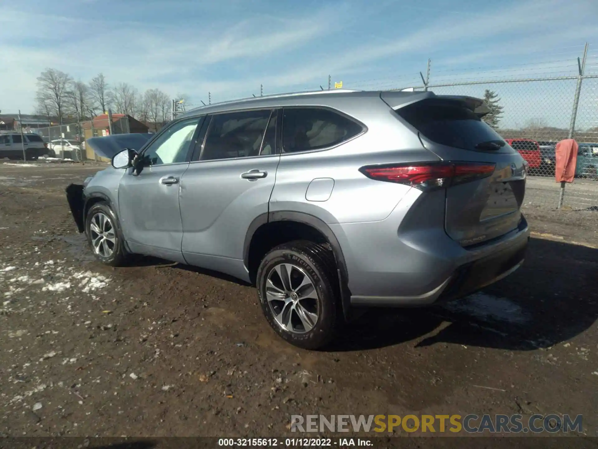 3 Photograph of a damaged car 5TDHZRBH6MS077961 TOYOTA HIGHLANDER 2021