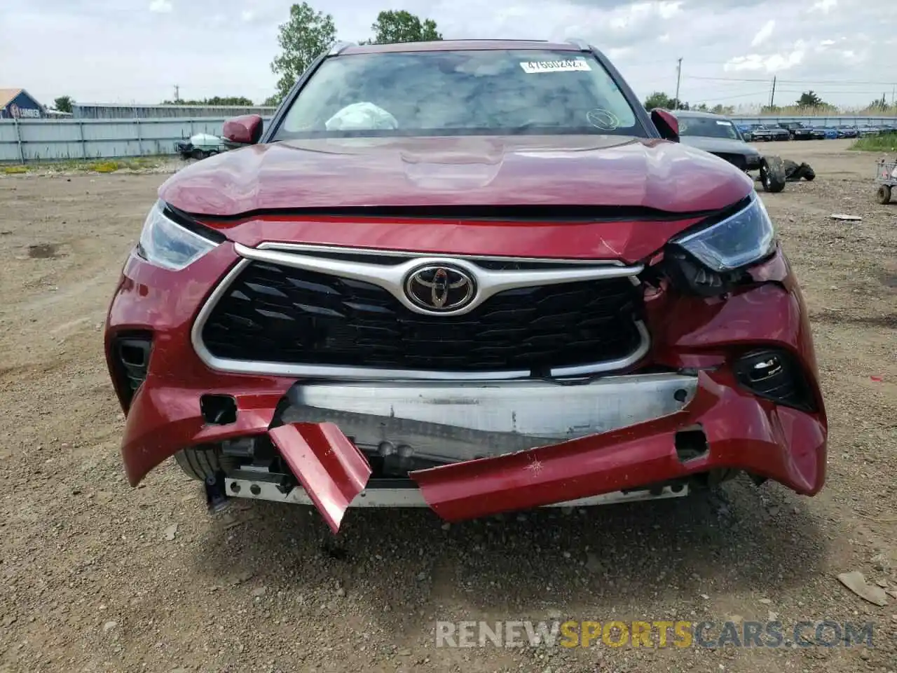 9 Photograph of a damaged car 5TDHZRBH6MS124115 TOYOTA HIGHLANDER 2021