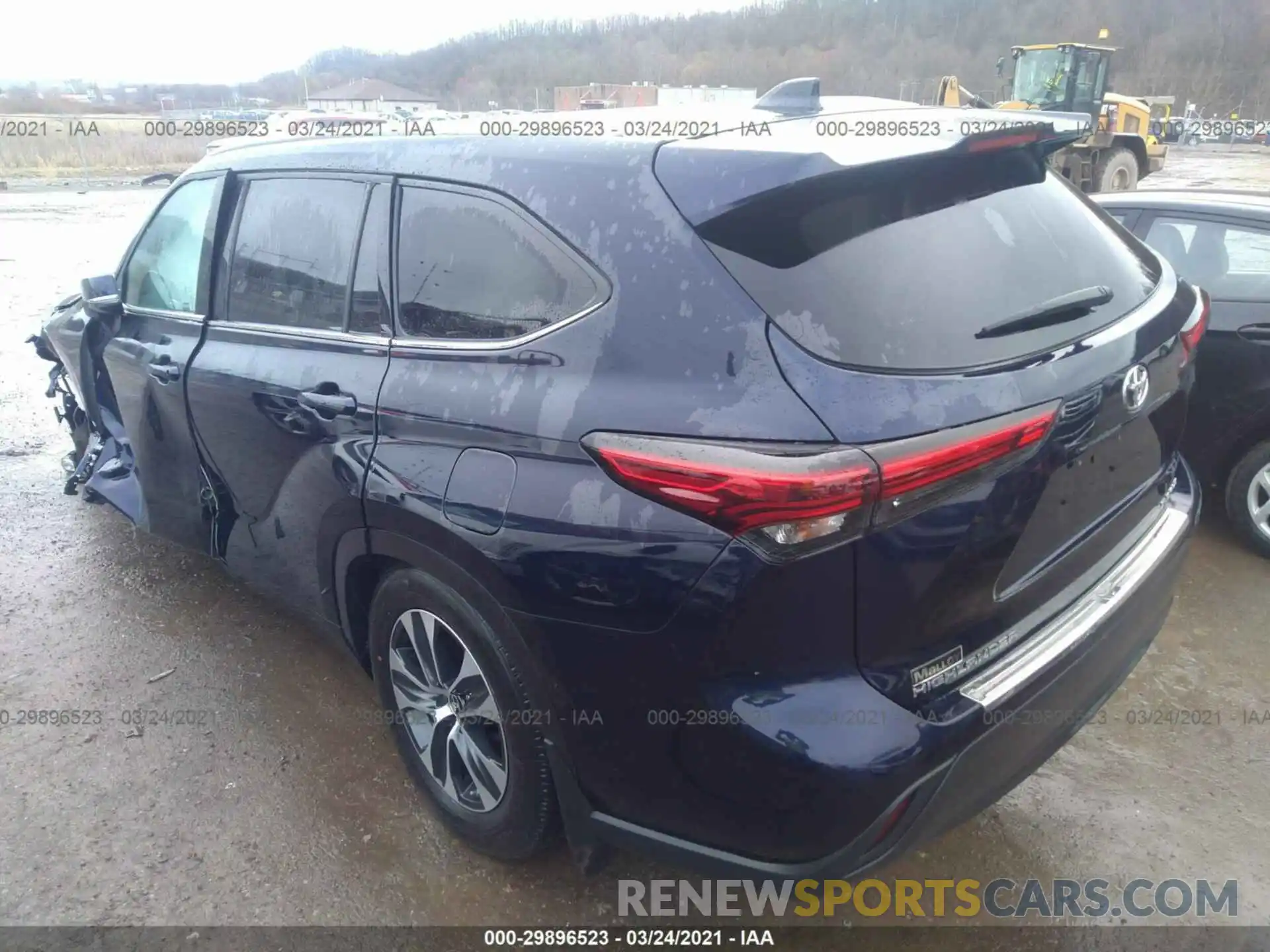 3 Photograph of a damaged car 5TDHZRBH6MS523381 TOYOTA HIGHLANDER 2021