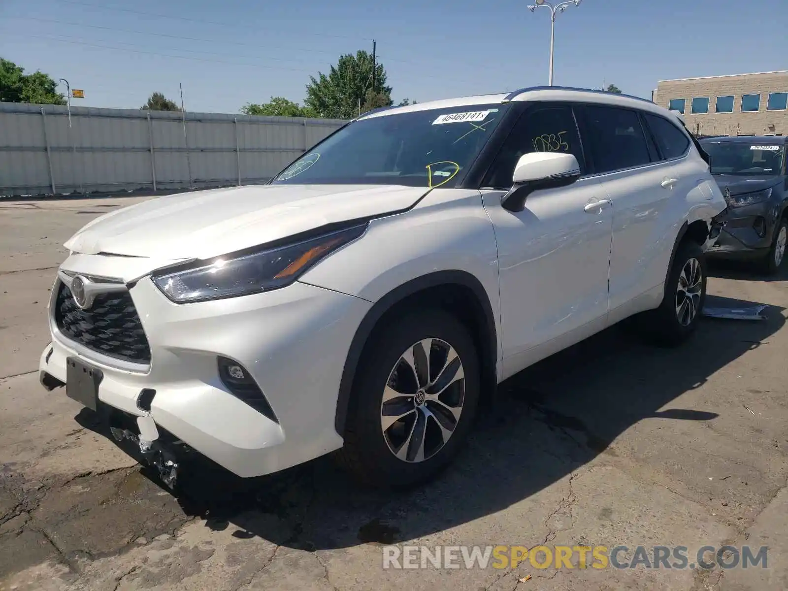 2 Photograph of a damaged car 5TDHZRBH7MS059842 TOYOTA HIGHLANDER 2021