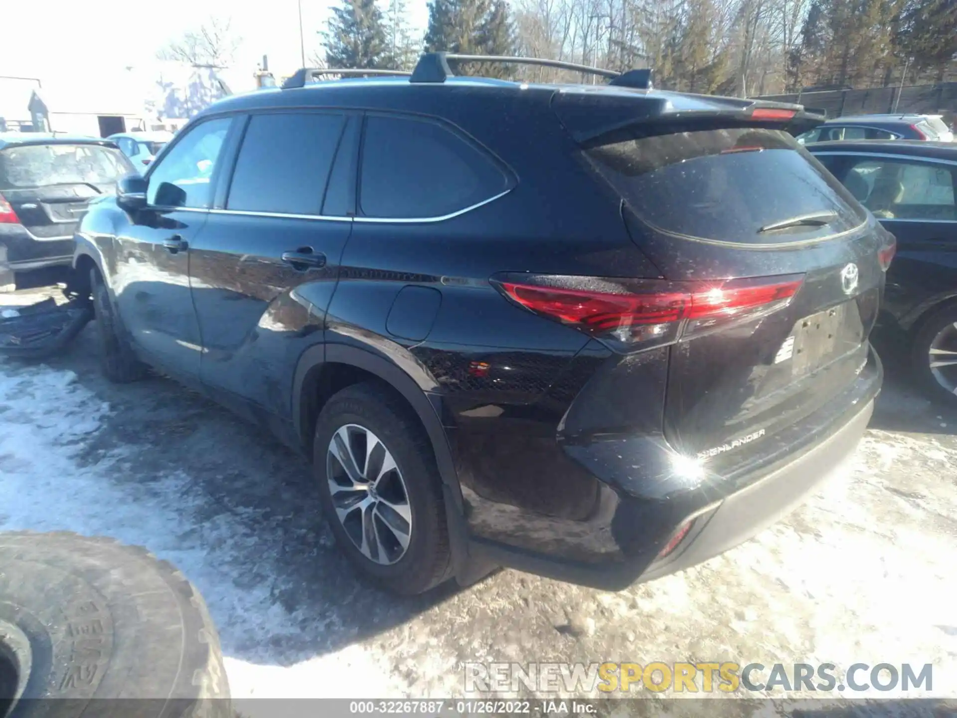 3 Photograph of a damaged car 5TDHZRBH7MS530159 TOYOTA HIGHLANDER 2021