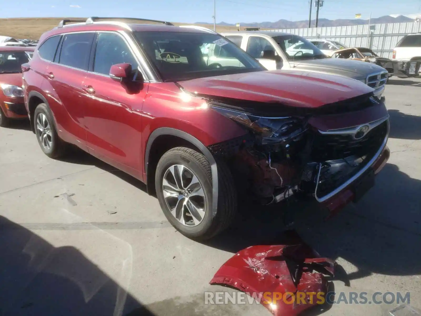 1 Photograph of a damaged car 5TDHZRBH8MS074155 TOYOTA HIGHLANDER 2021