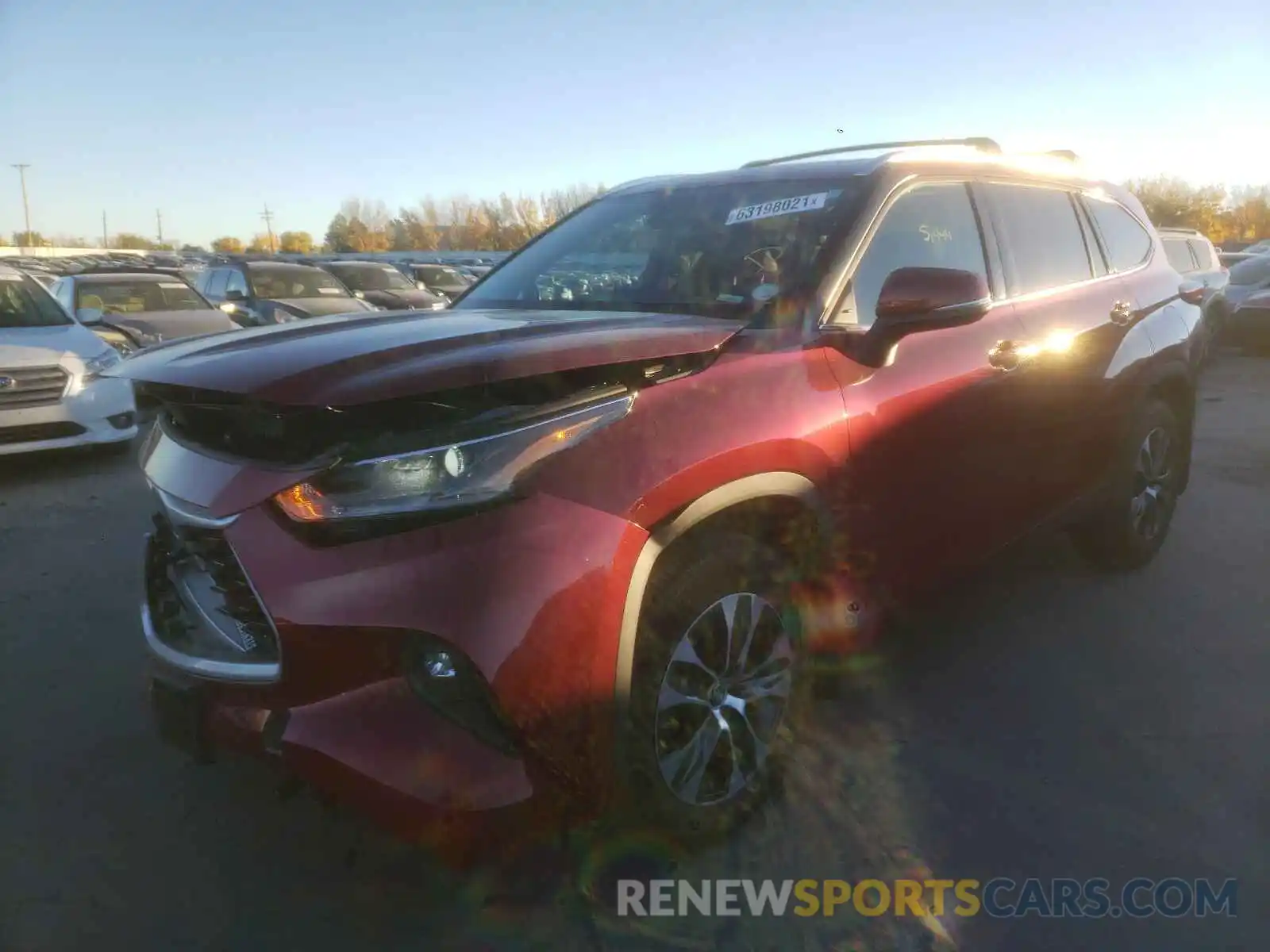 2 Photograph of a damaged car 5TDHZRBH8MS074155 TOYOTA HIGHLANDER 2021