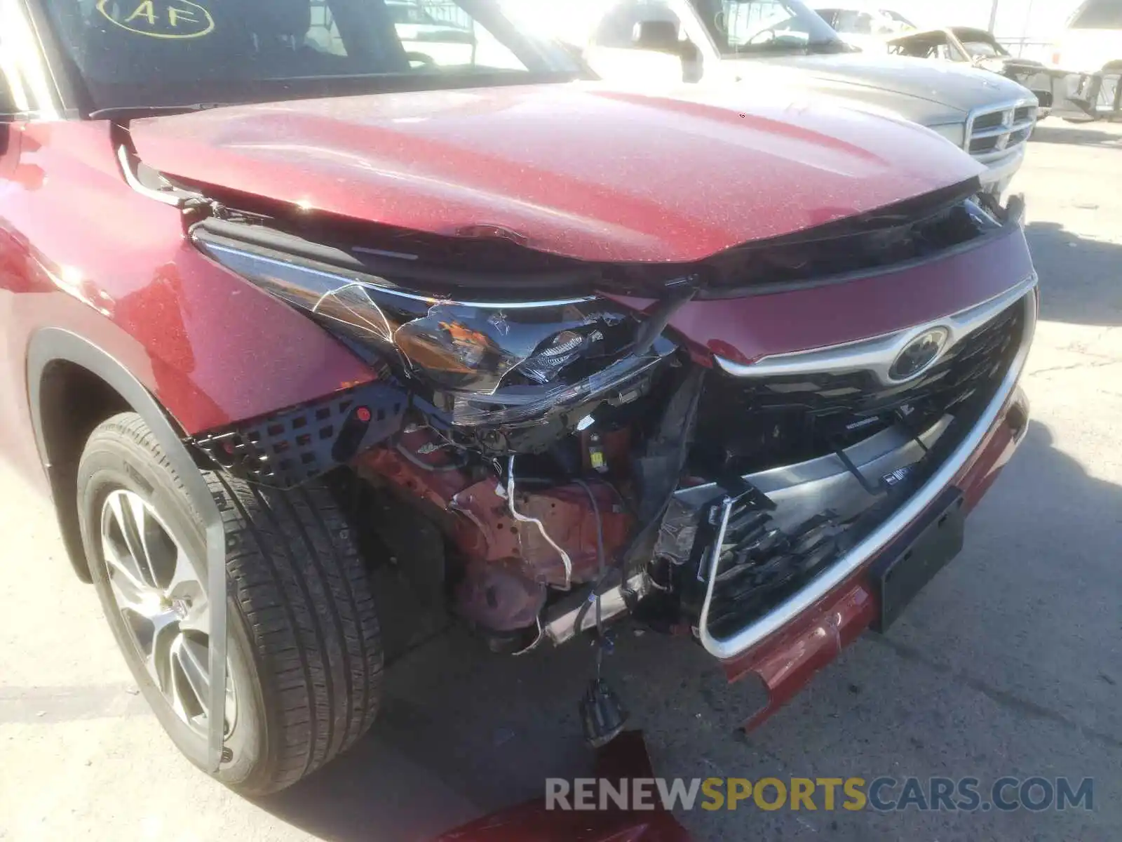 9 Photograph of a damaged car 5TDHZRBH8MS074155 TOYOTA HIGHLANDER 2021