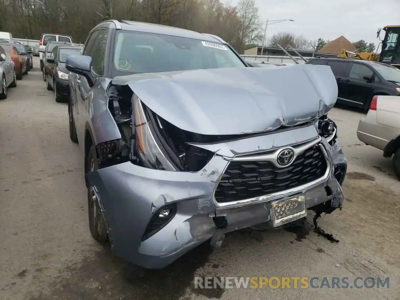 9 Photograph of a damaged car 5TDHZRBH8MS136105 TOYOTA HIGHLANDER 2021