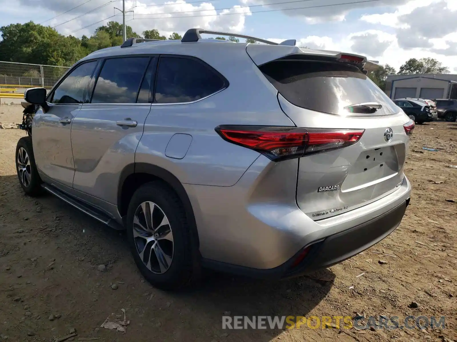 3 Photograph of a damaged car 5TDHZRBH9MS530082 TOYOTA HIGHLANDER 2021