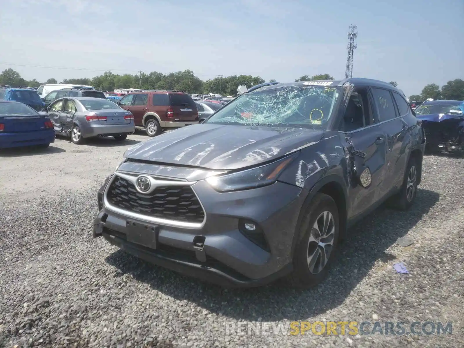 2 Photograph of a damaged car 5TDHZRBH9MS532947 TOYOTA HIGHLANDER 2021