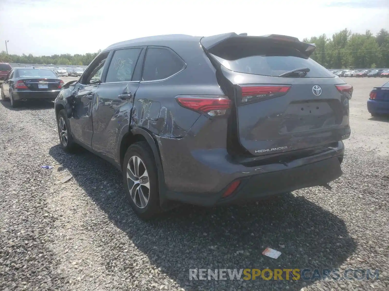 3 Photograph of a damaged car 5TDHZRBH9MS532947 TOYOTA HIGHLANDER 2021