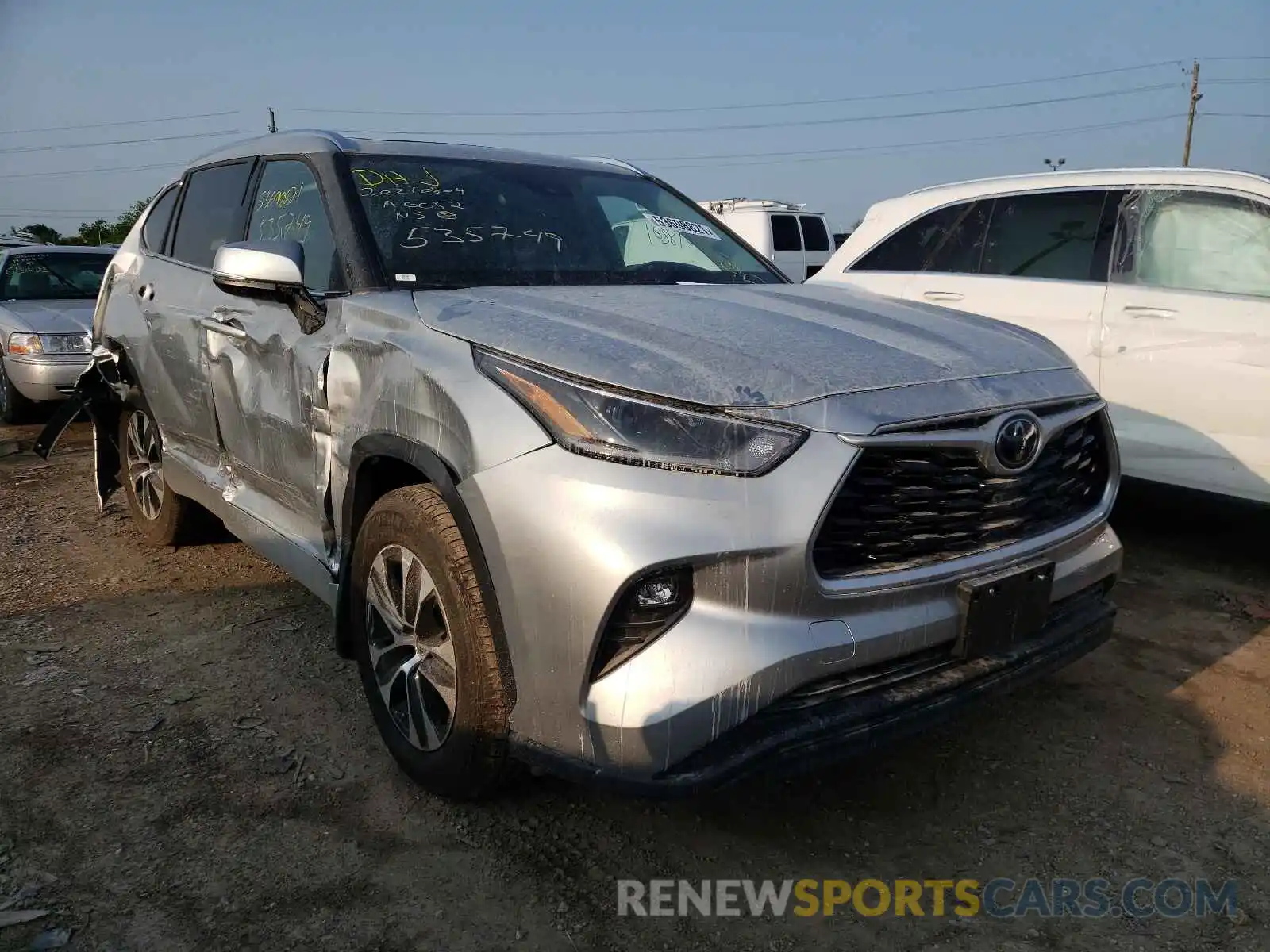 1 Photograph of a damaged car 5TDHZRBH9MS535749 TOYOTA HIGHLANDER 2021