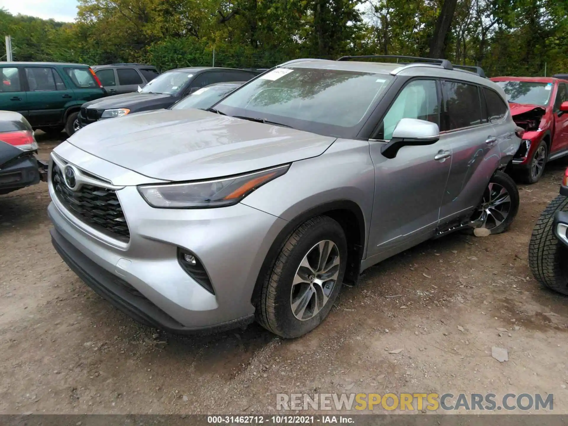 2 Photograph of a damaged car 5TDHZRBH9MS536559 TOYOTA HIGHLANDER 2021