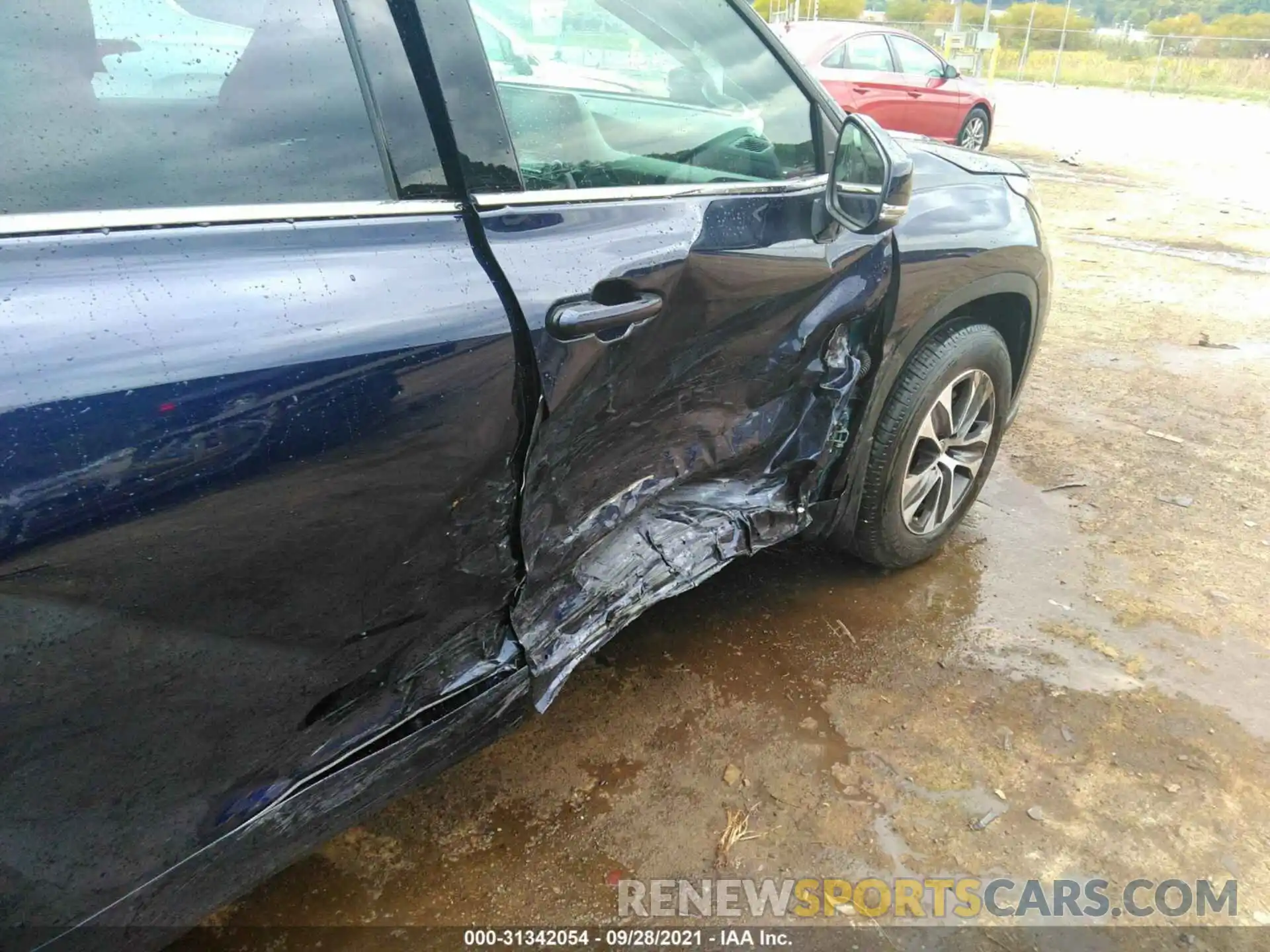 6 Photograph of a damaged car 5TDHZRBHXMS549014 TOYOTA HIGHLANDER 2021