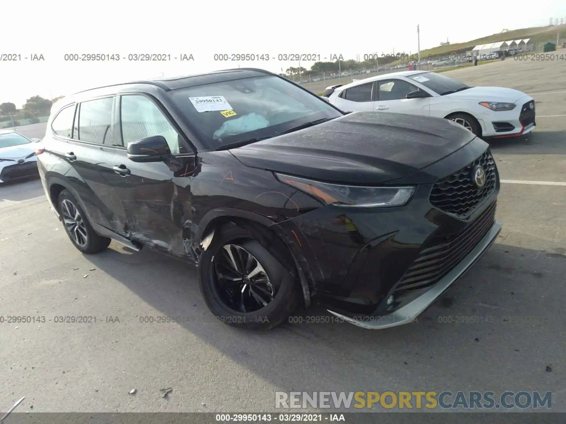 1 Photograph of a damaged car 5TDJZRAH0MS057420 TOYOTA HIGHLANDER 2021