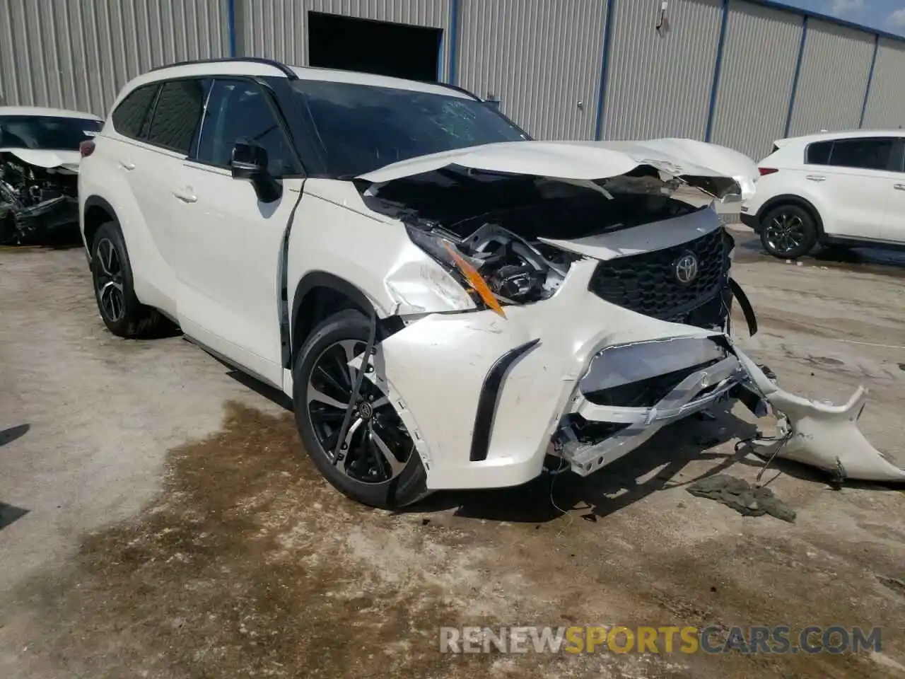 1 Photograph of a damaged car 5TDJZRAH2MS076583 TOYOTA HIGHLANDER 2021