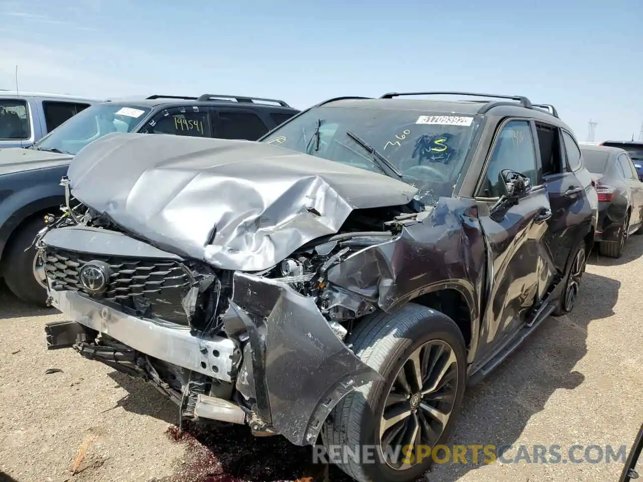 2 Photograph of a damaged car 5TDJZRAH9MS064219 TOYOTA HIGHLANDER 2021