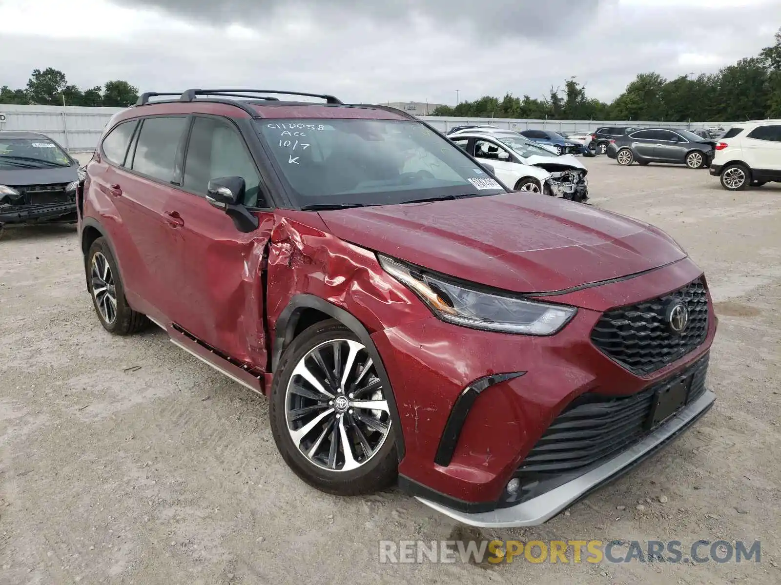 1 Photograph of a damaged car 5TDJZRAHXMS077352 TOYOTA HIGHLANDER 2021