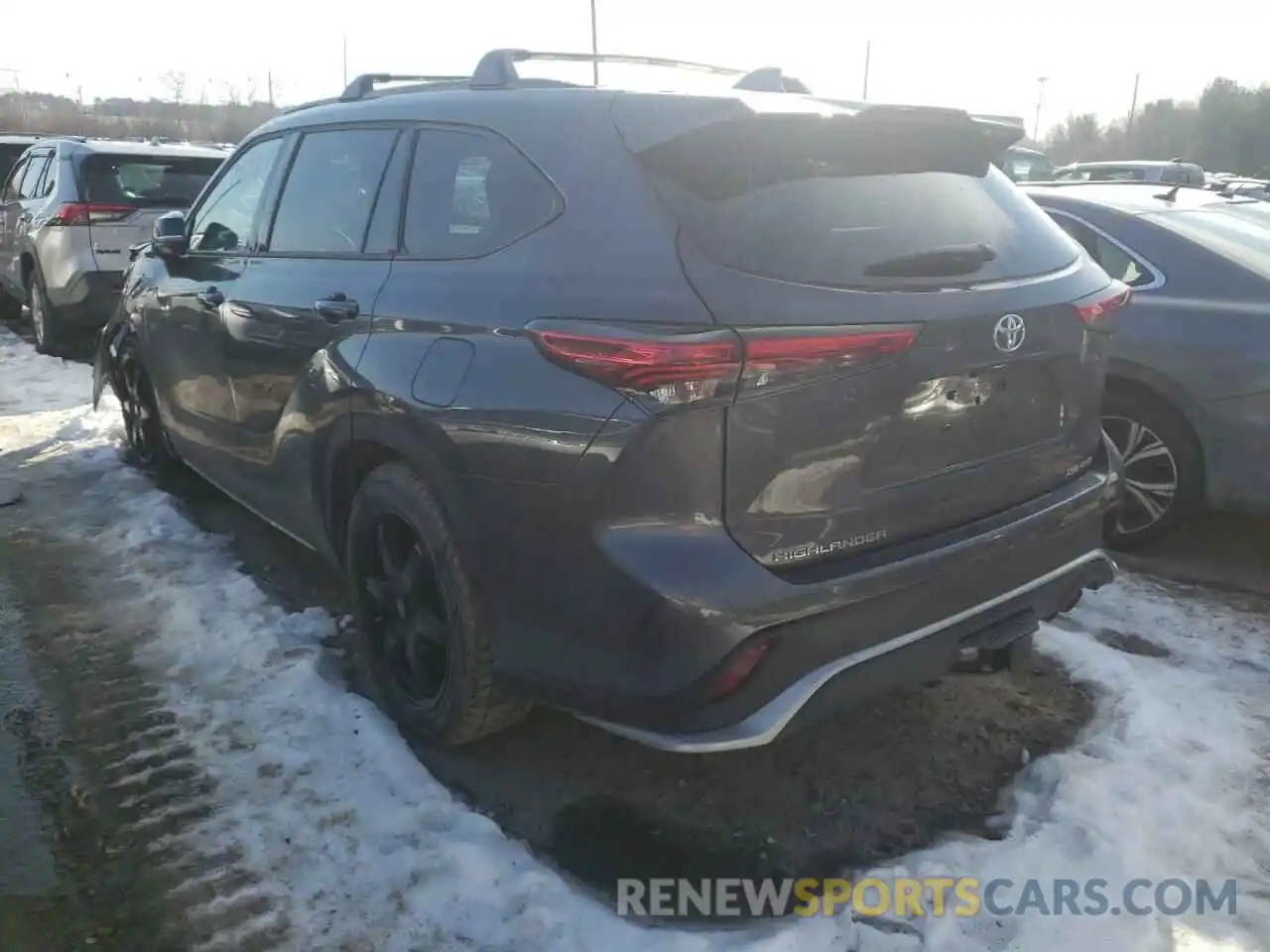 3 Photograph of a damaged car 5TDJZRBH0MS066181 TOYOTA HIGHLANDER 2021