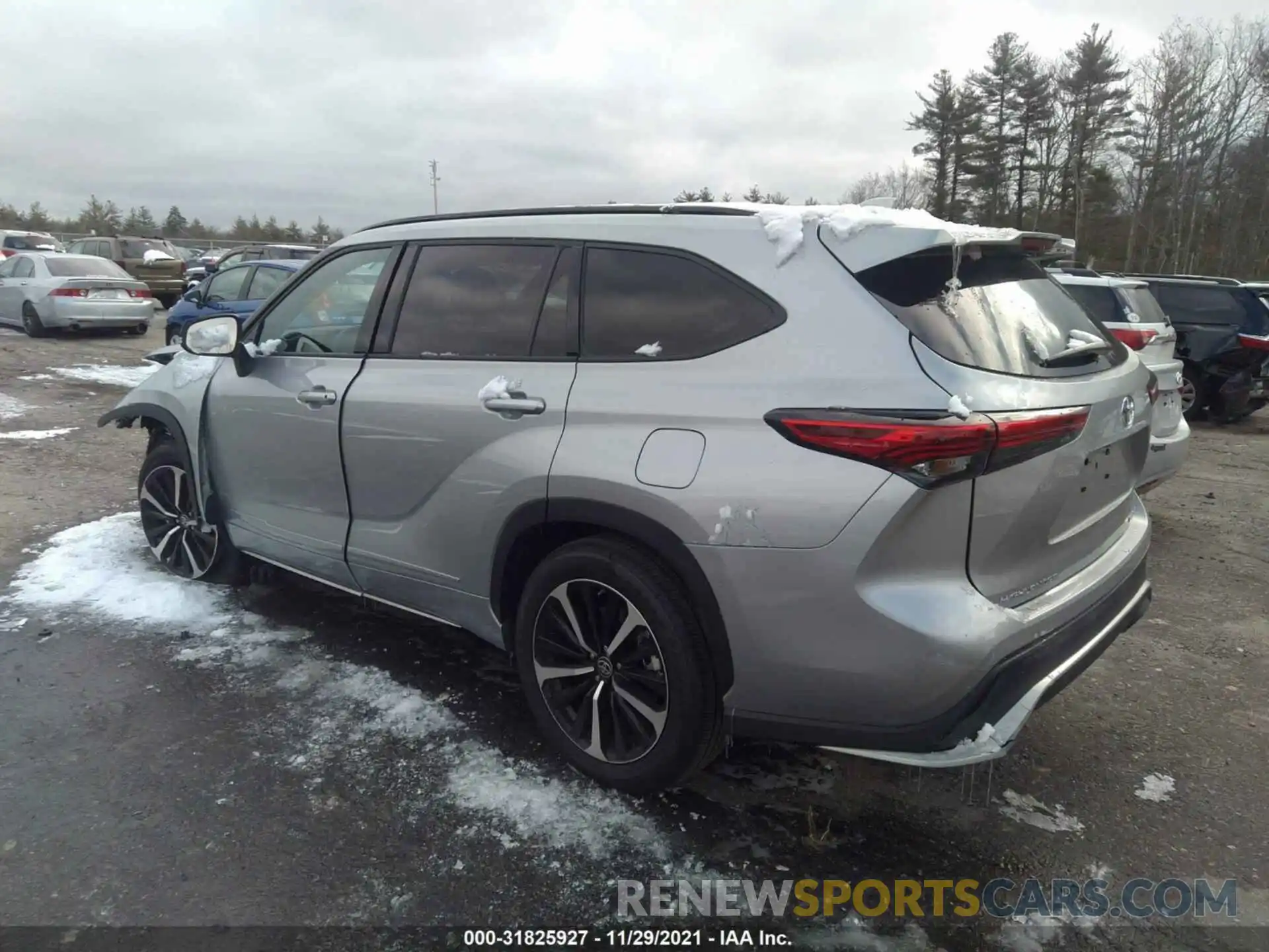 3 Photograph of a damaged car 5TDJZRBH0MS106890 TOYOTA HIGHLANDER 2021