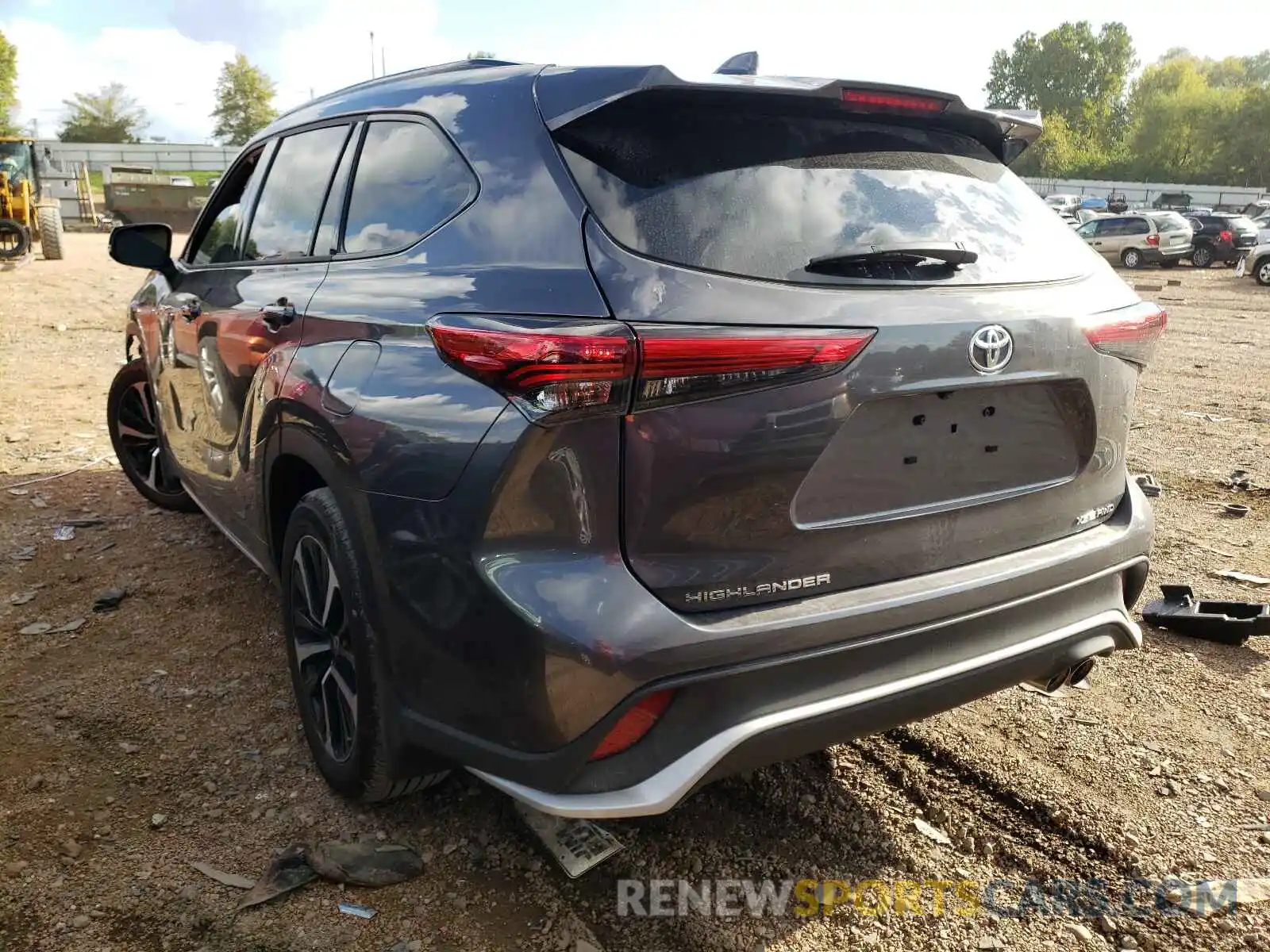 3 Photograph of a damaged car 5TDJZRBH0MS129103 TOYOTA HIGHLANDER 2021