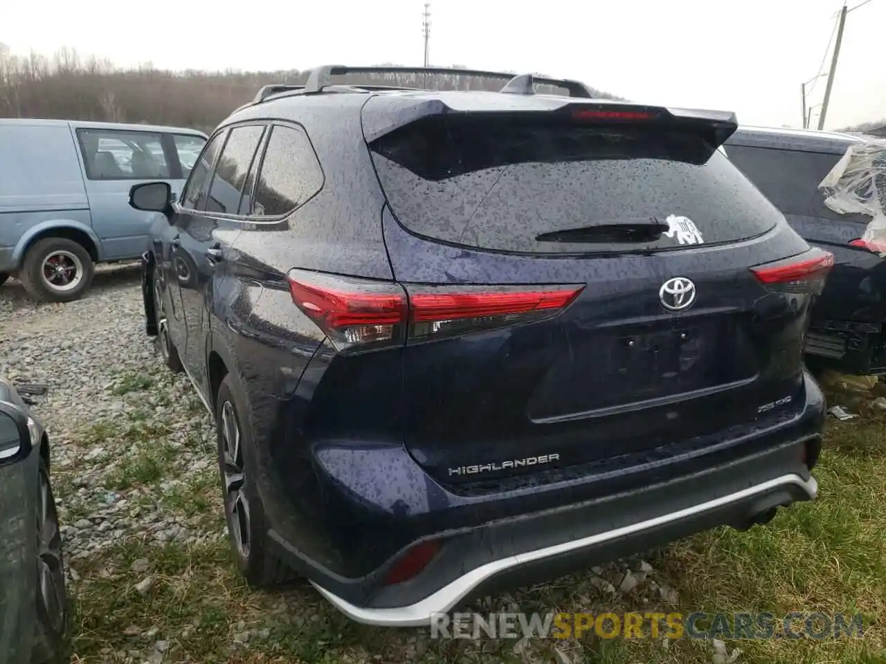 3 Photograph of a damaged car 5TDJZRBH1MS062740 TOYOTA HIGHLANDER 2021