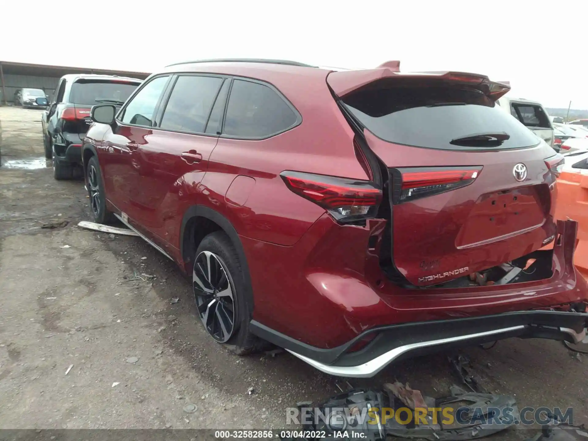 3 Photograph of a damaged car 5TDJZRBH1MS094541 TOYOTA HIGHLANDER 2021