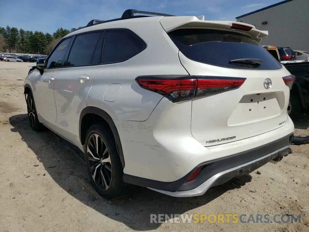 3 Photograph of a damaged car 5TDJZRBH2MS071849 TOYOTA HIGHLANDER 2021