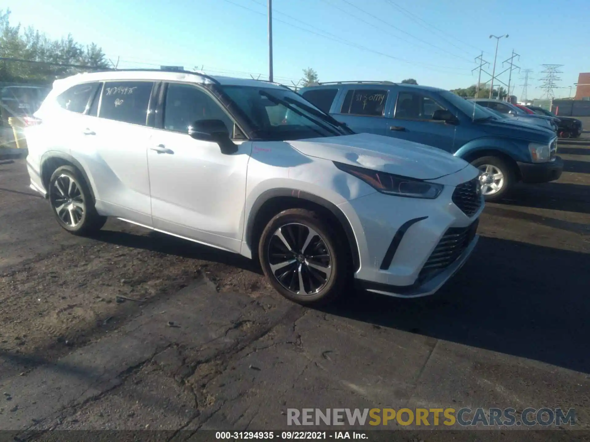 1 Photograph of a damaged car 5TDJZRBH2MS080731 TOYOTA HIGHLANDER 2021