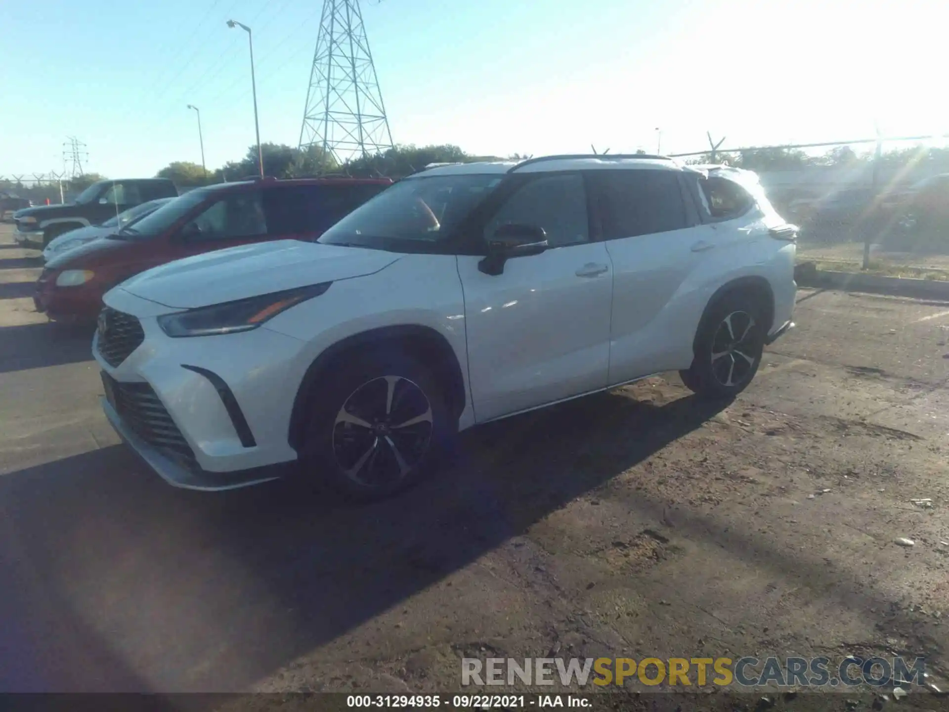 2 Photograph of a damaged car 5TDJZRBH2MS080731 TOYOTA HIGHLANDER 2021