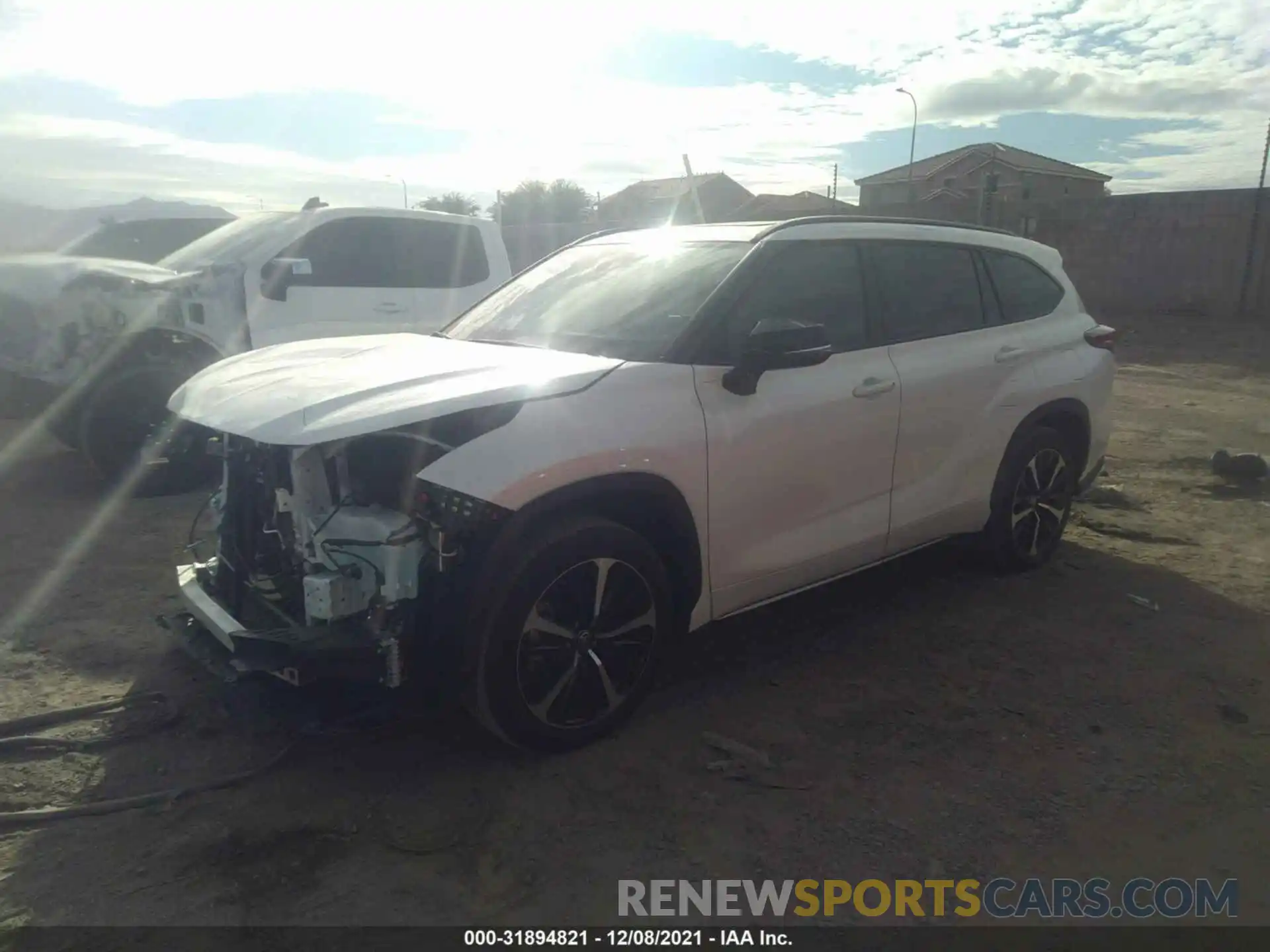 2 Photograph of a damaged car 5TDJZRBH4MS137818 TOYOTA HIGHLANDER 2021