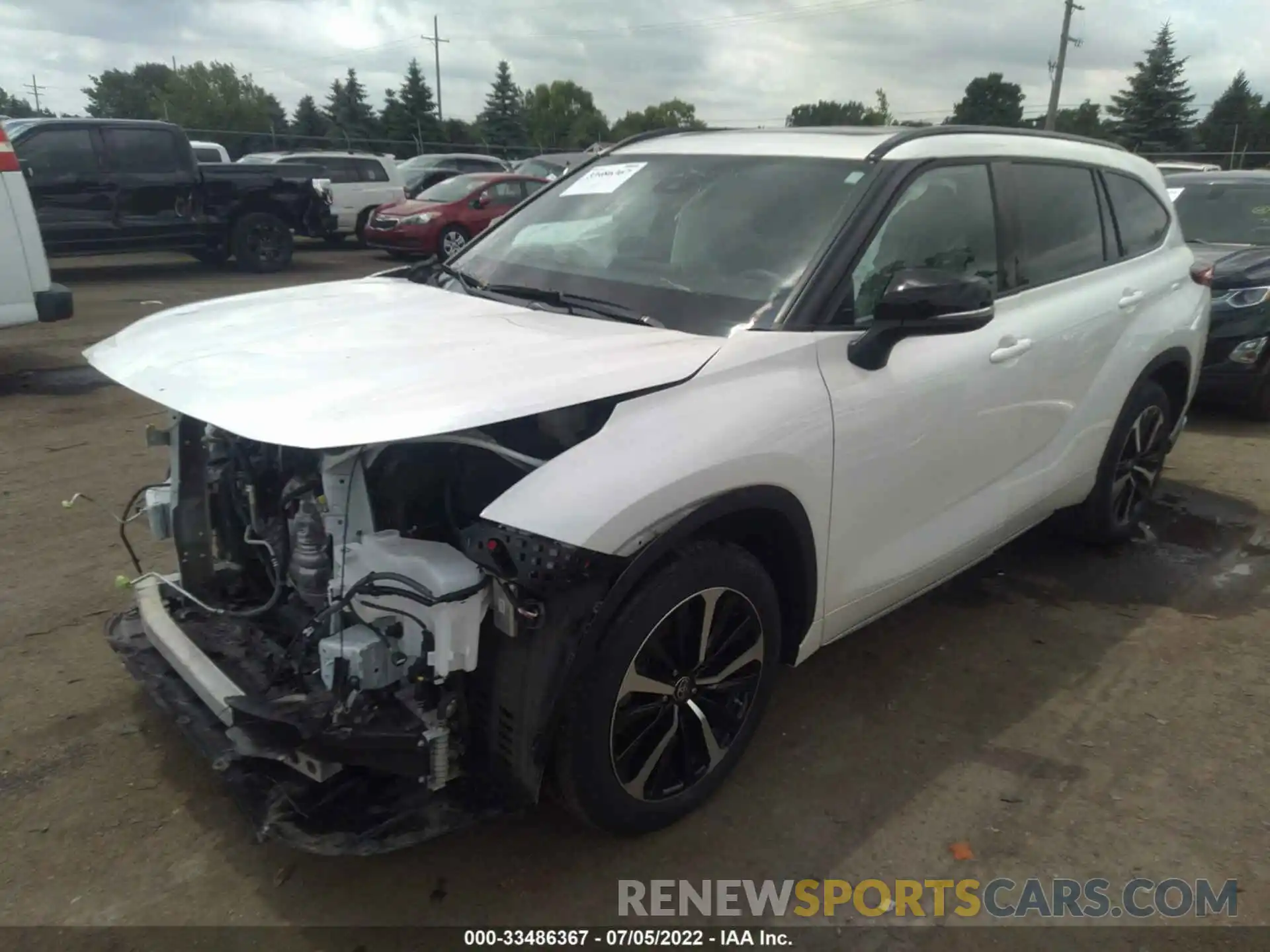 2 Photograph of a damaged car 5TDJZRBH5MS069108 TOYOTA HIGHLANDER 2021