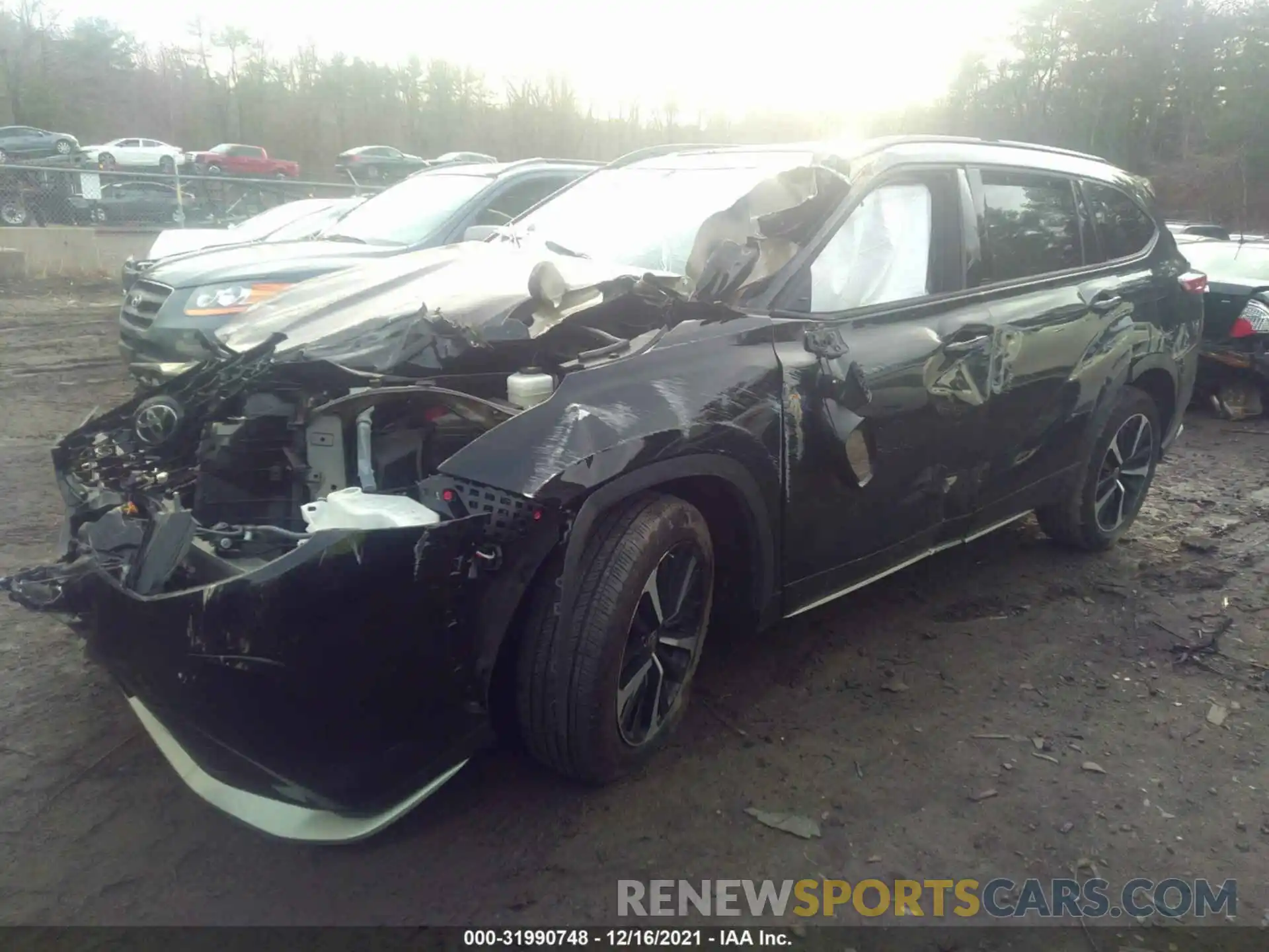 2 Photograph of a damaged car 5TDJZRBH6MS107705 TOYOTA HIGHLANDER 2021